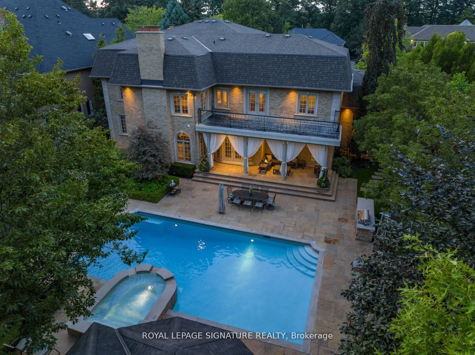 51 Renaissance Court