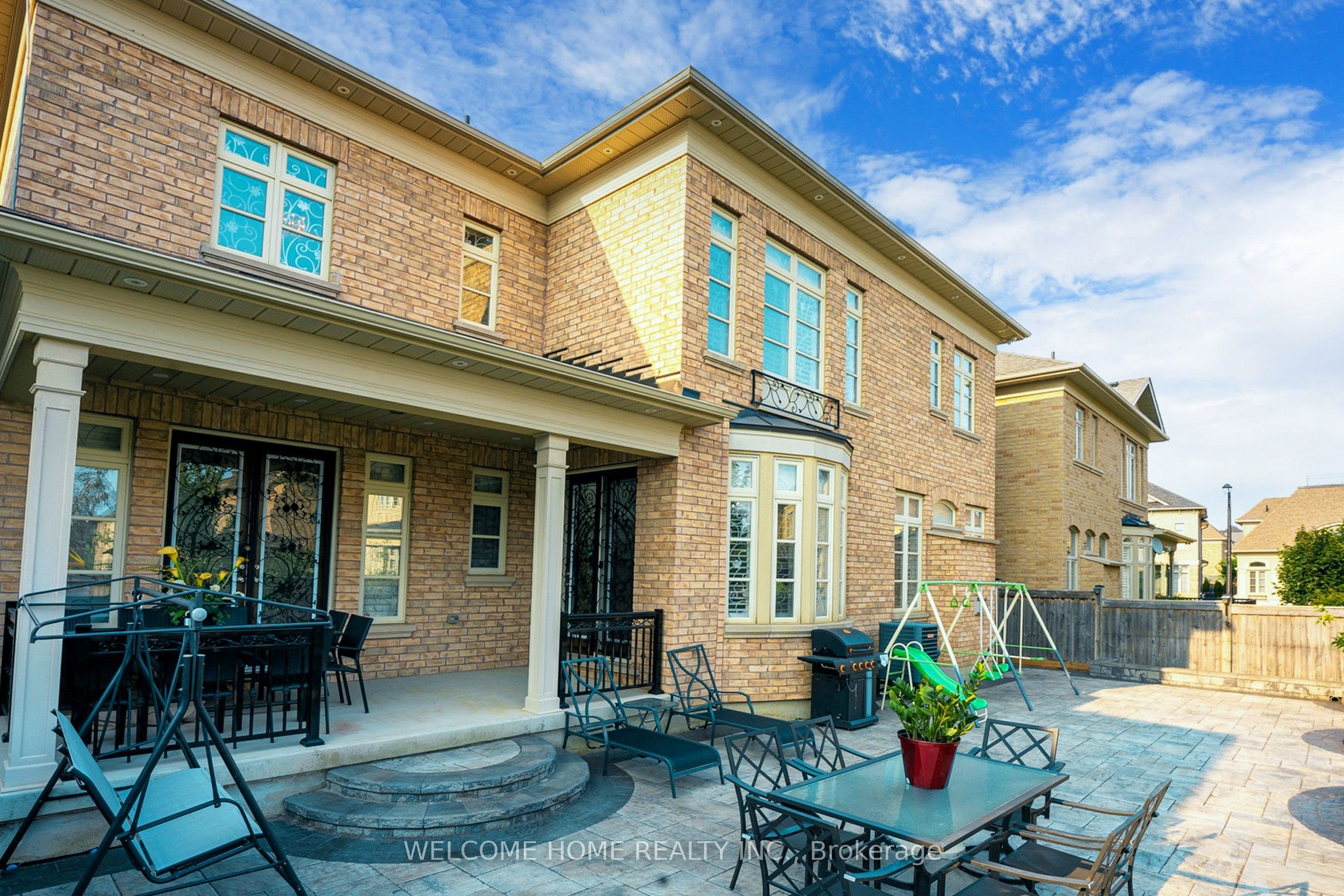 48 Silver Sterling Crescent
