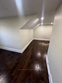 23 Irwin Avenue