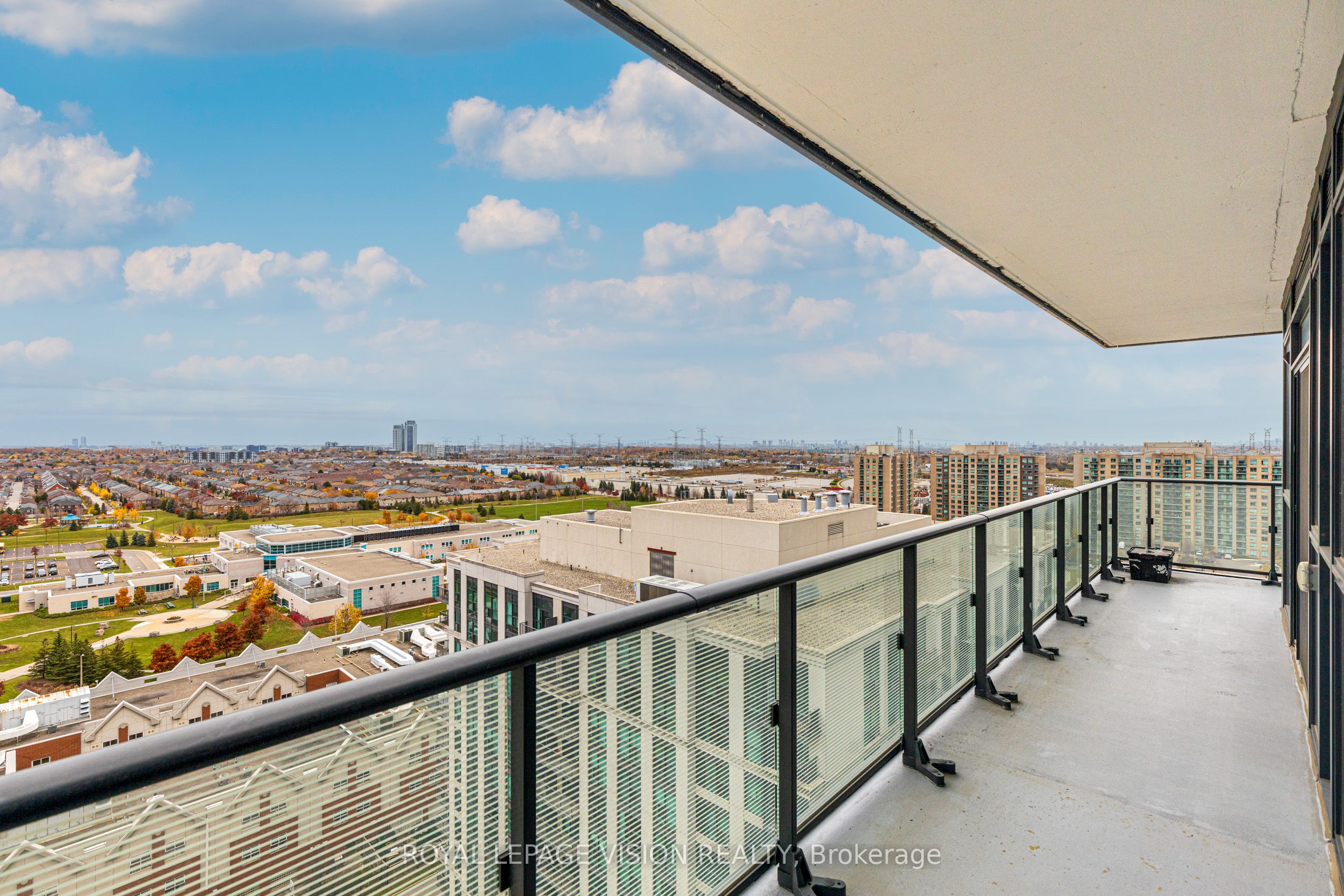75 Oneida Crescent #1608