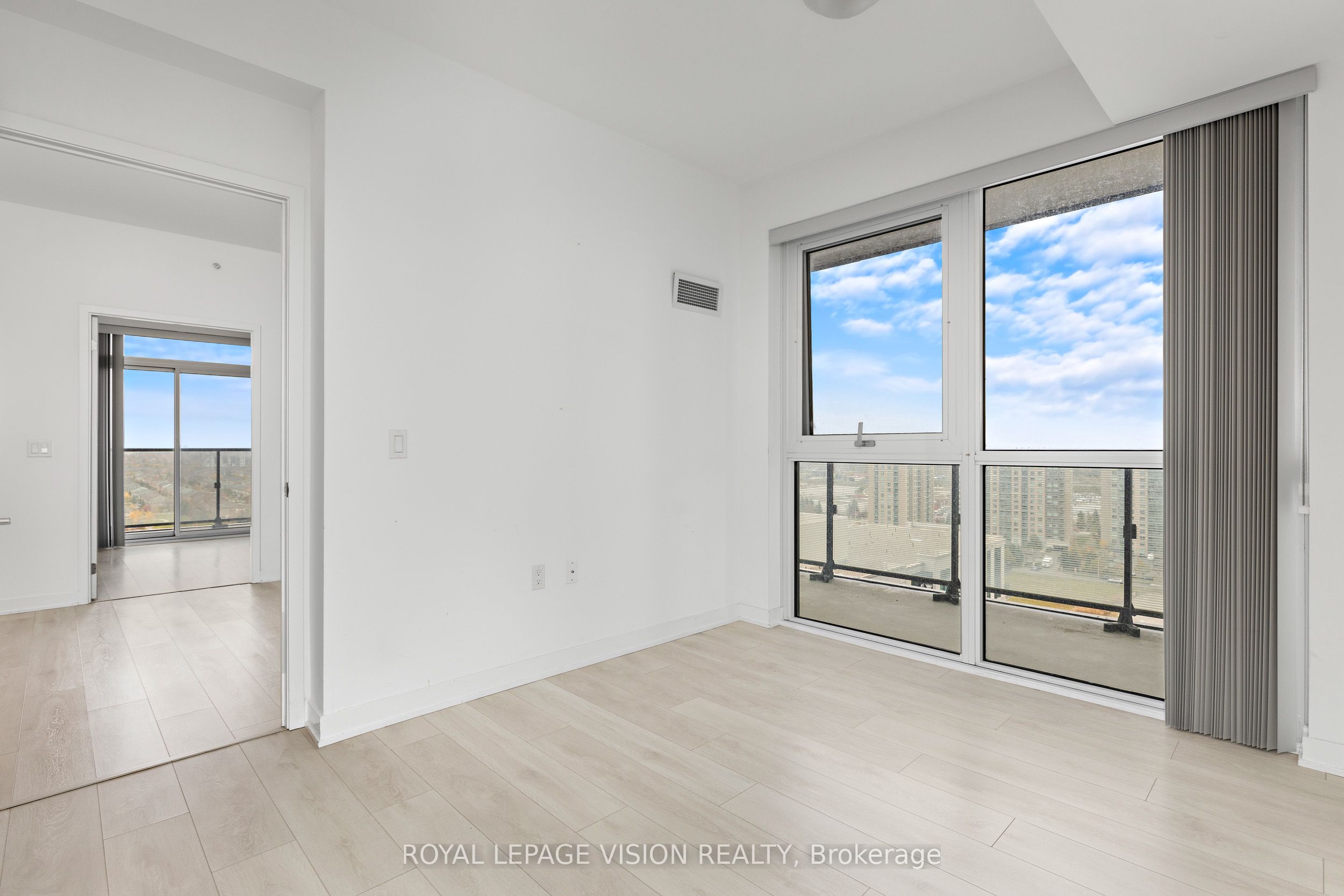 75 Oneida Crescent #1608