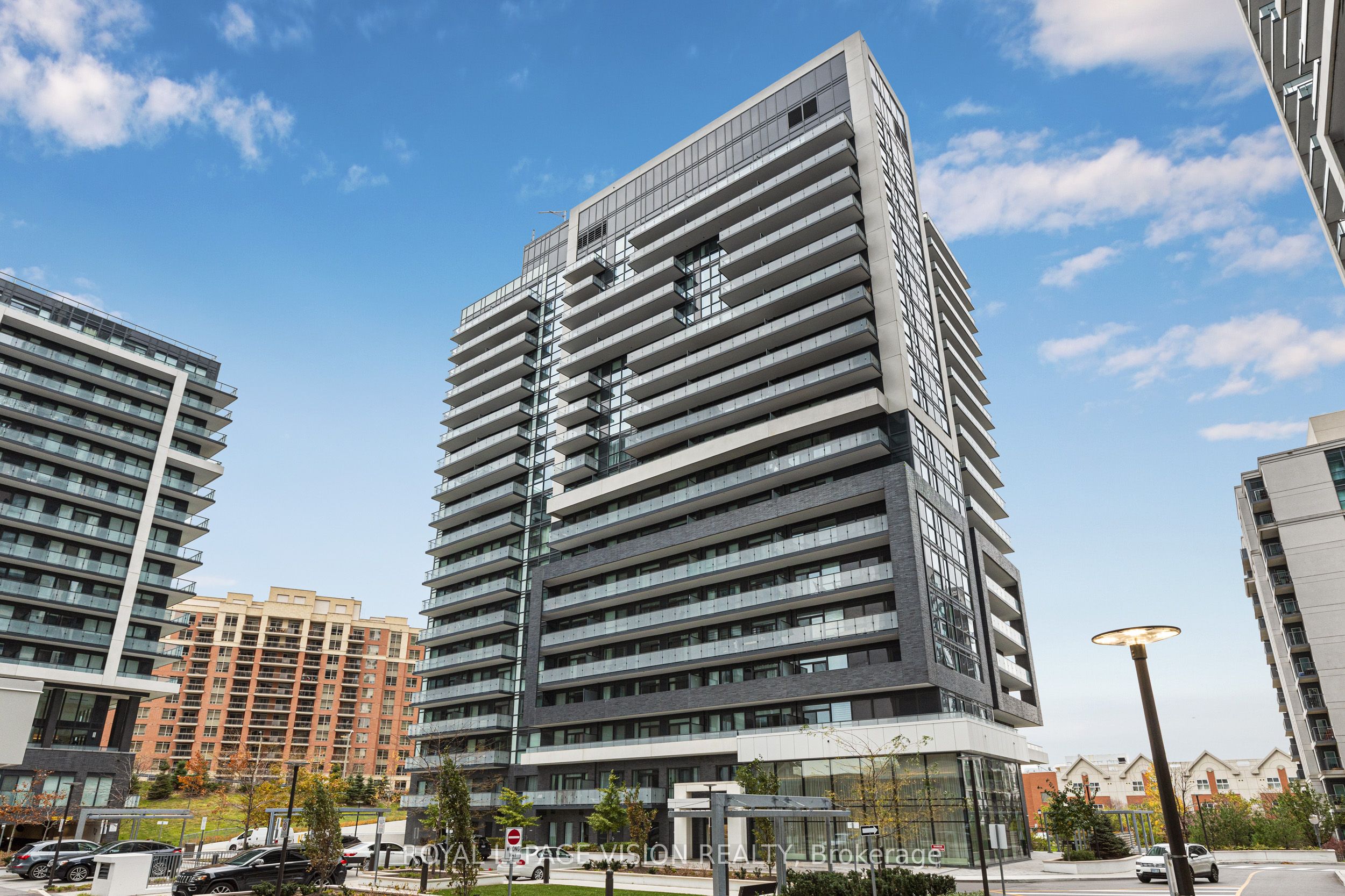75 Oneida Crescent #1608
