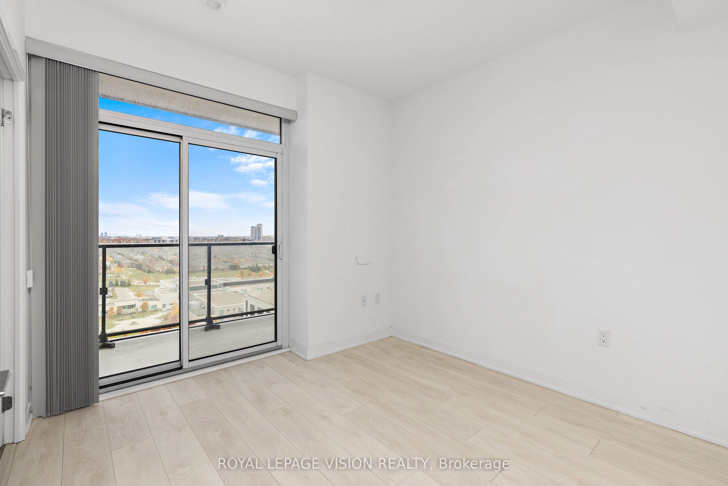 75 Oneida Crescent #1608