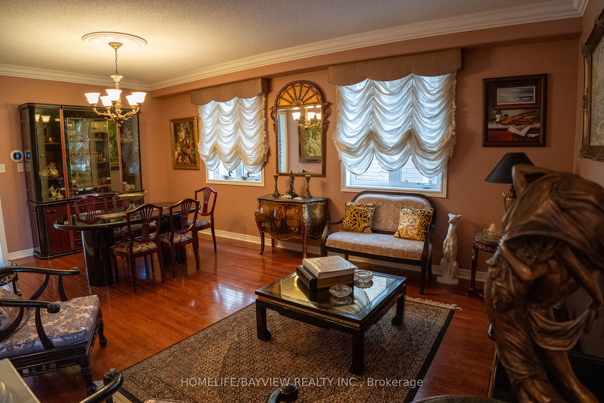 8 Pico Crescent