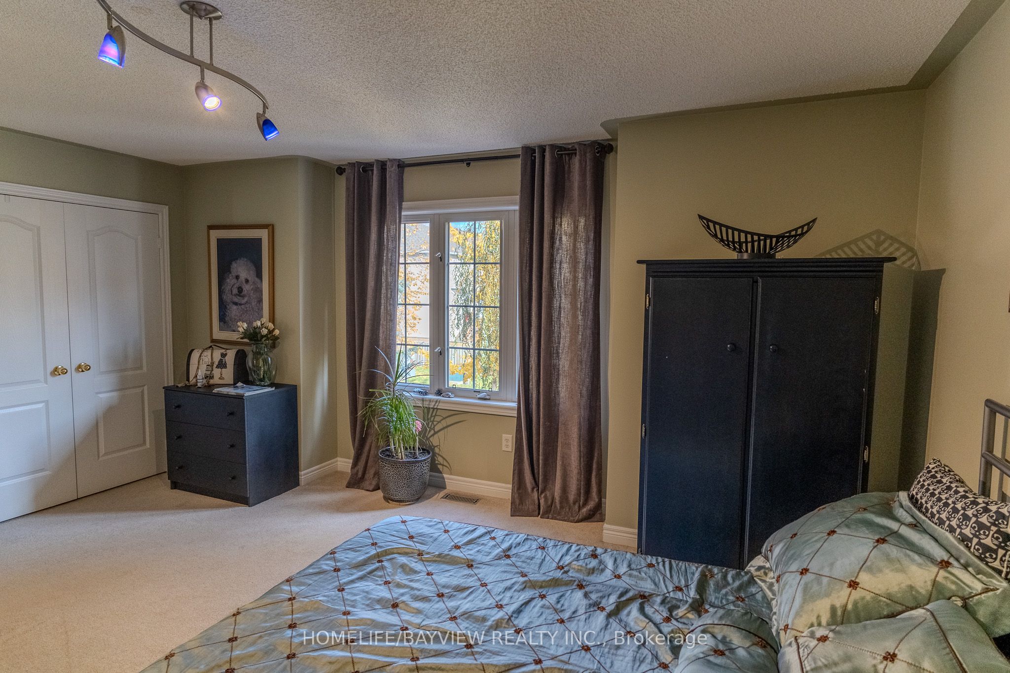 8 Pico Crescent