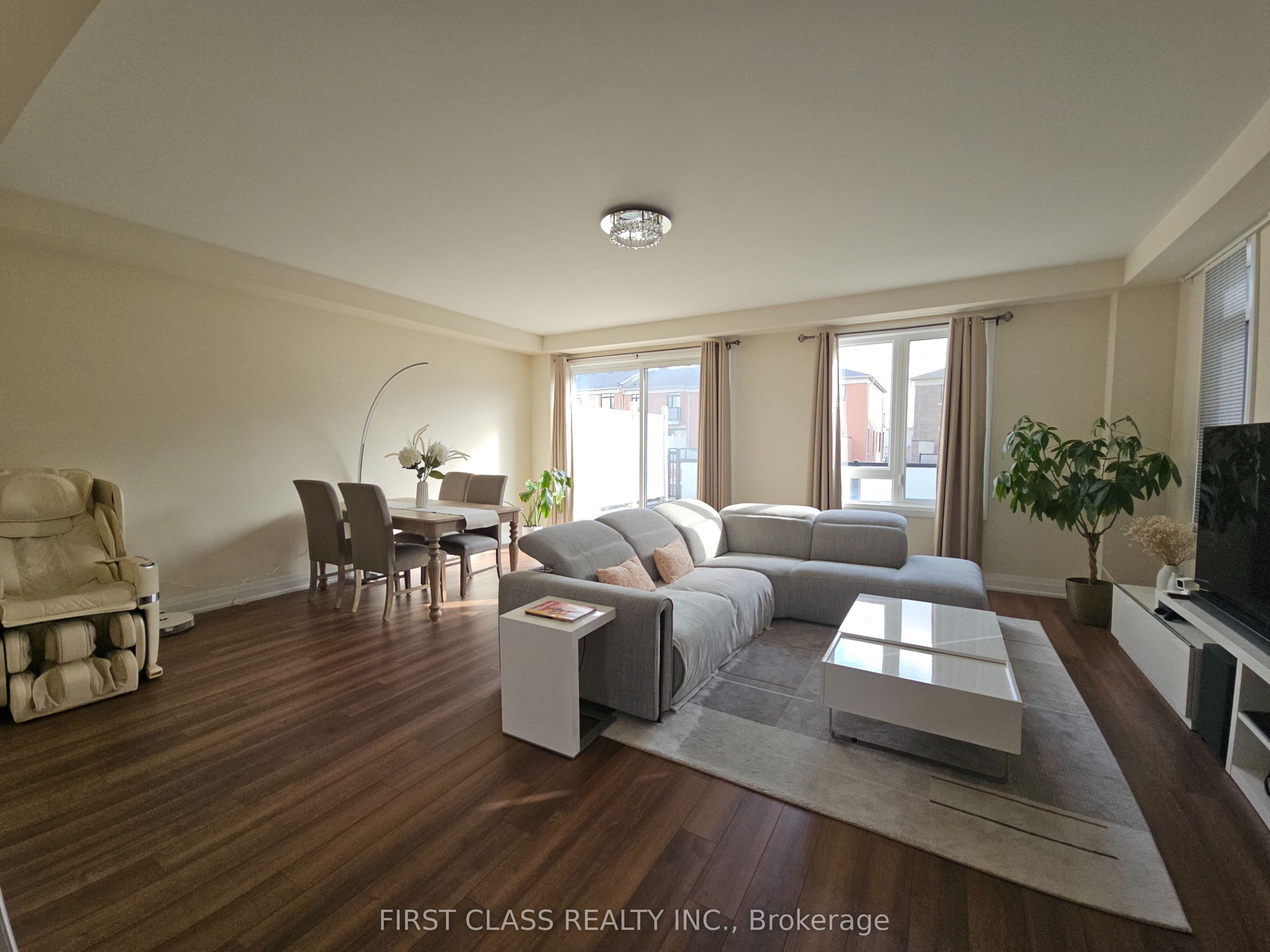 37 Sparks Street