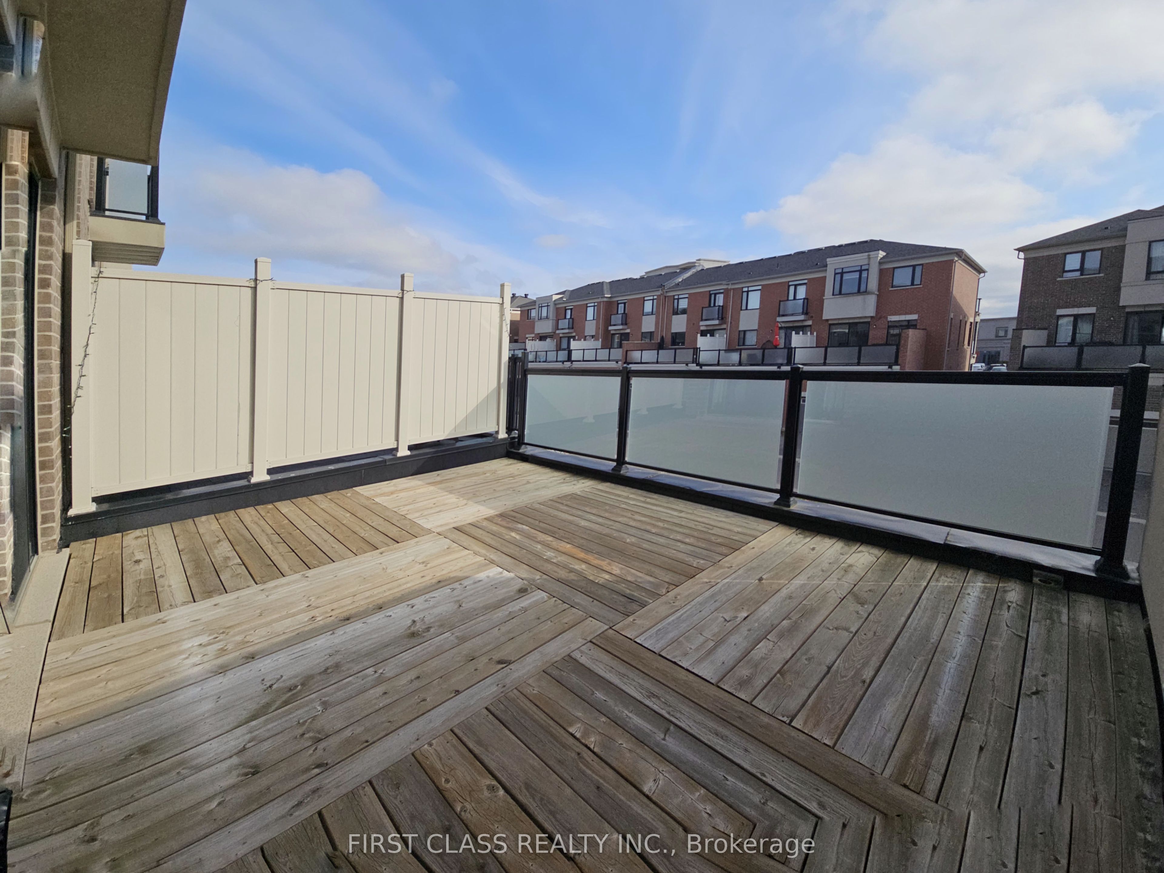 37 Sparks Street