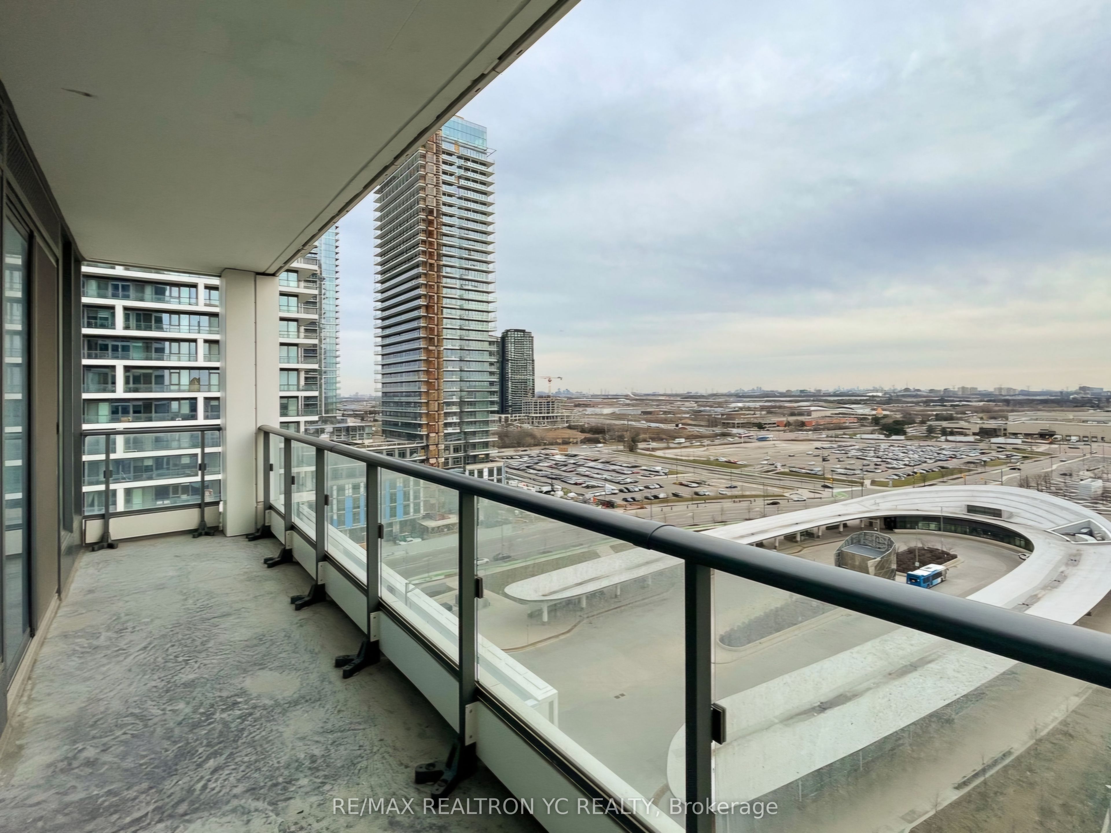 898 Portage Parkway #1503