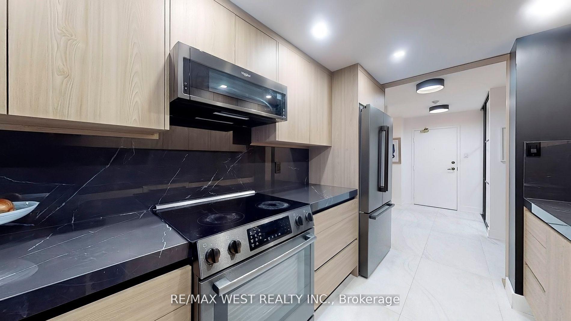 7 Townsgate Drive #1408