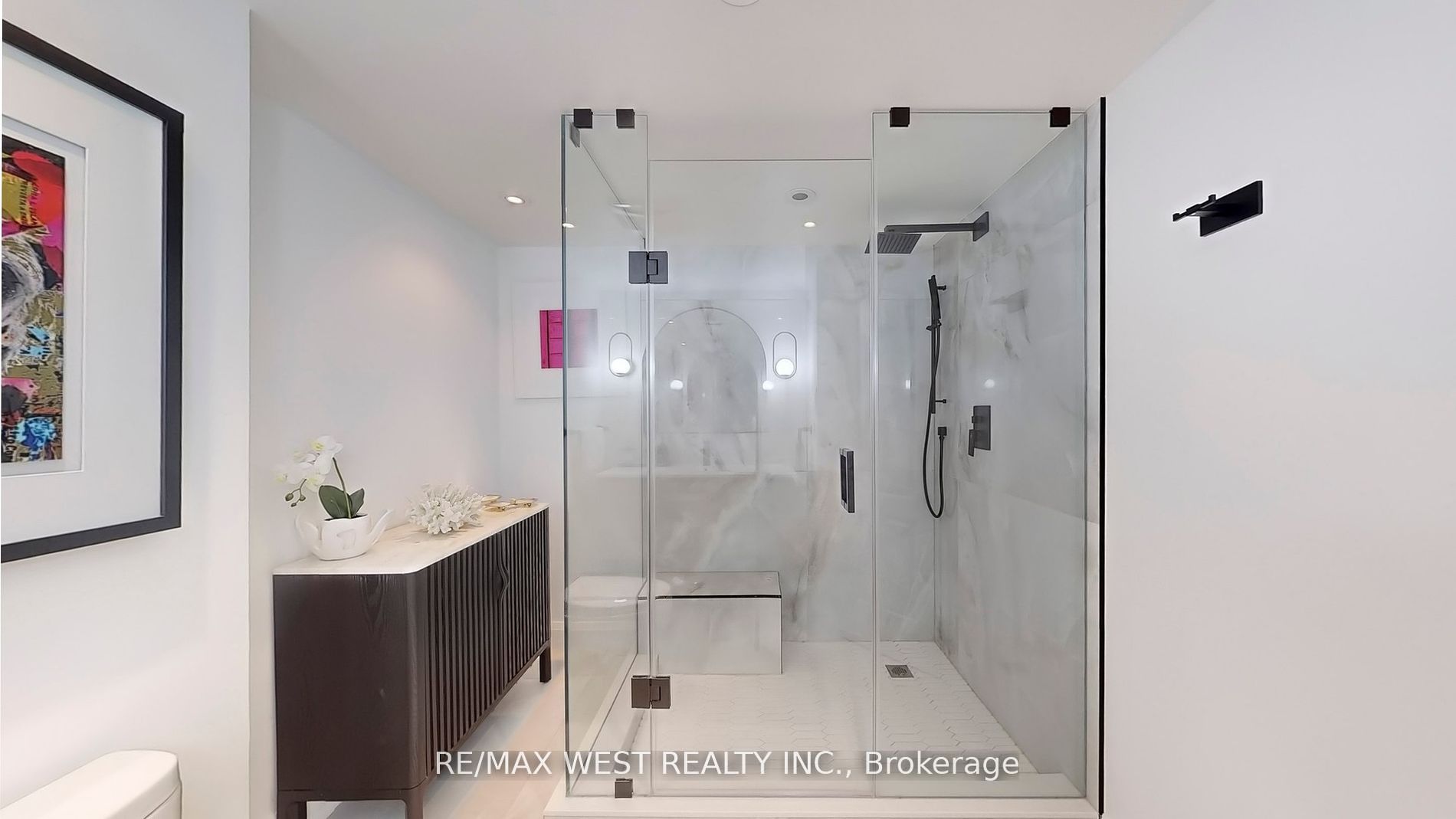 7 Townsgate Drive #1408