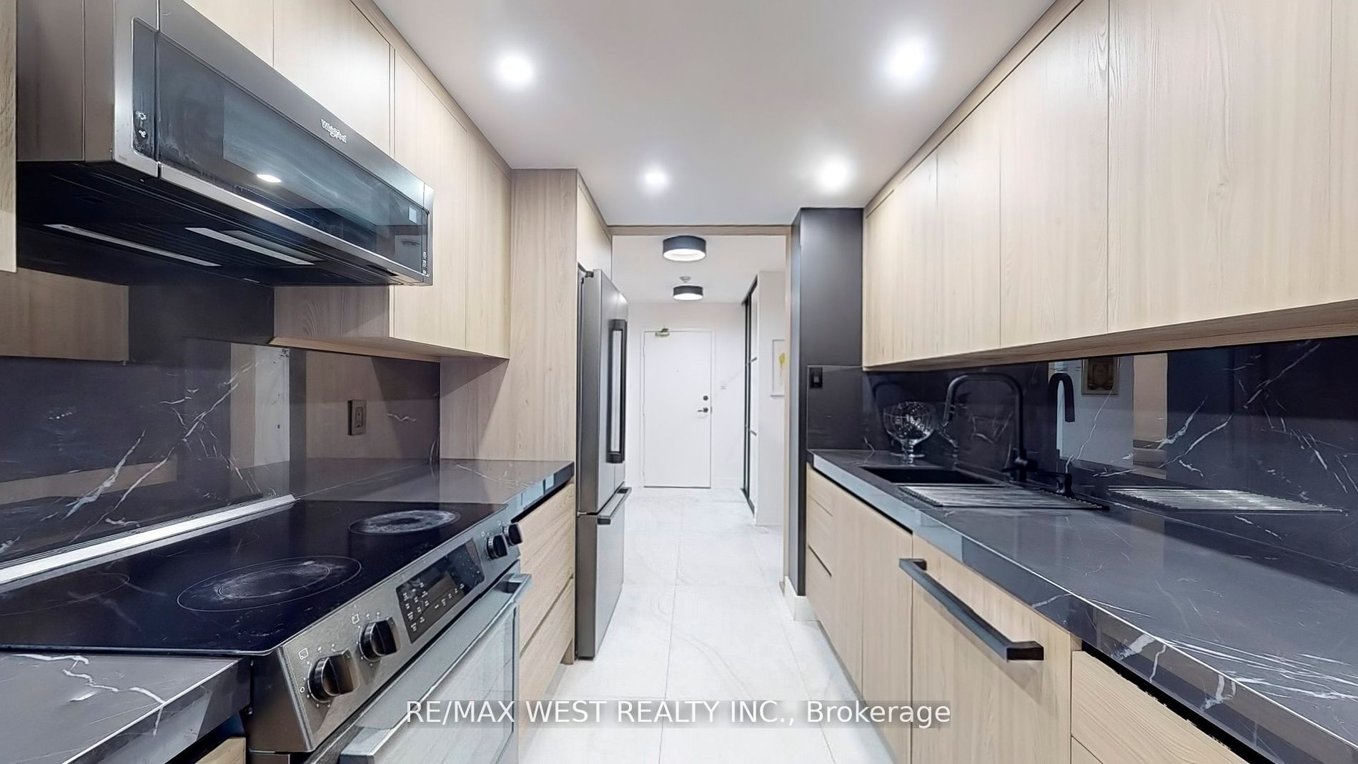 7 Townsgate Drive #1408