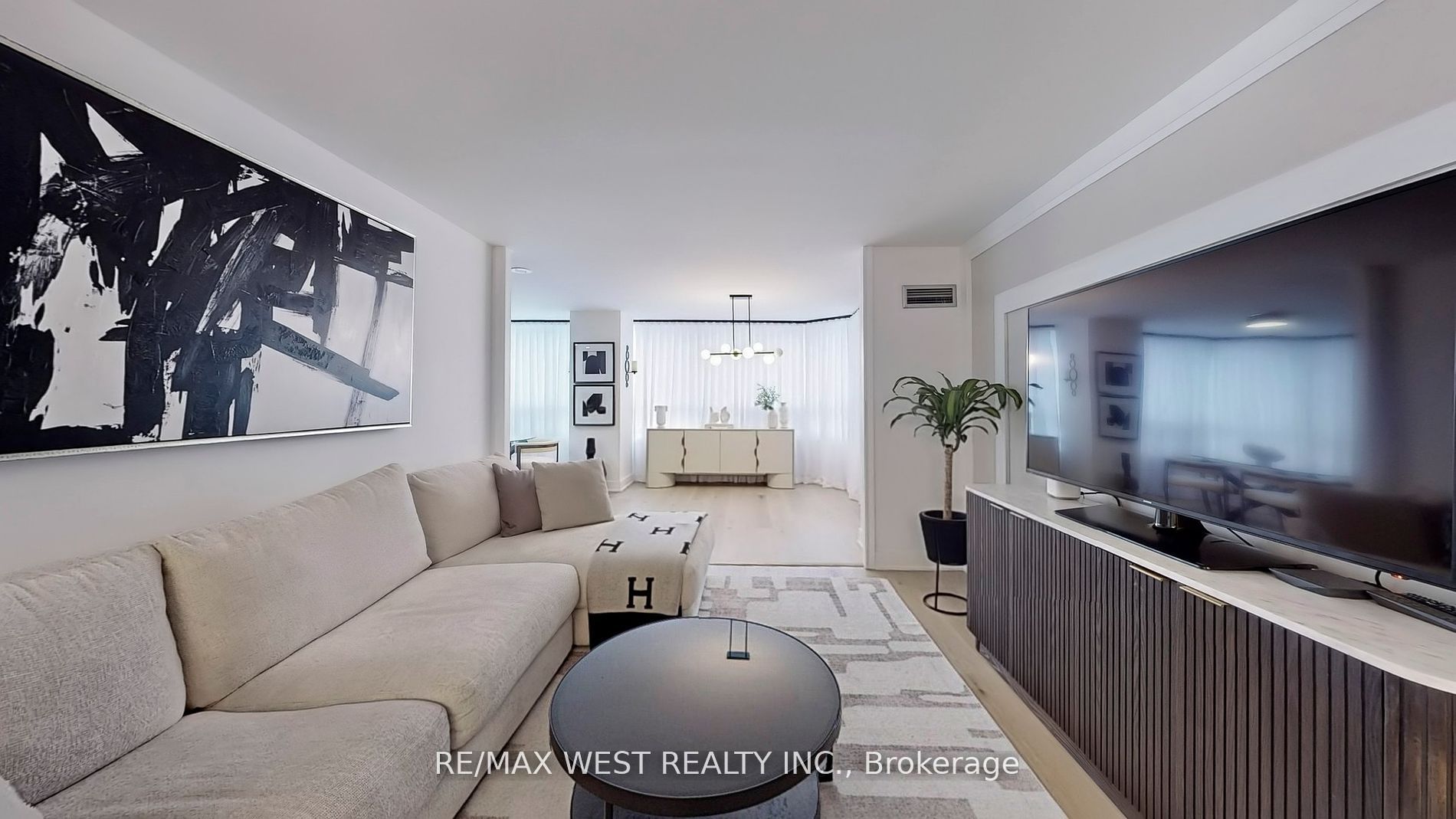 7 Townsgate Drive #1408
