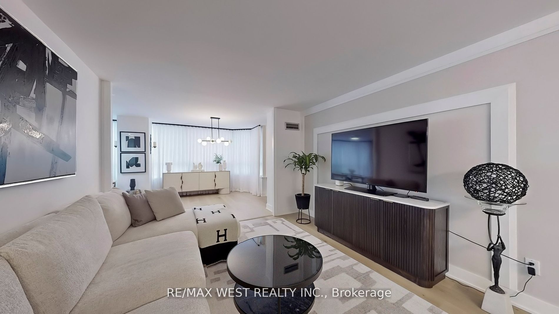 7 Townsgate Drive #1408