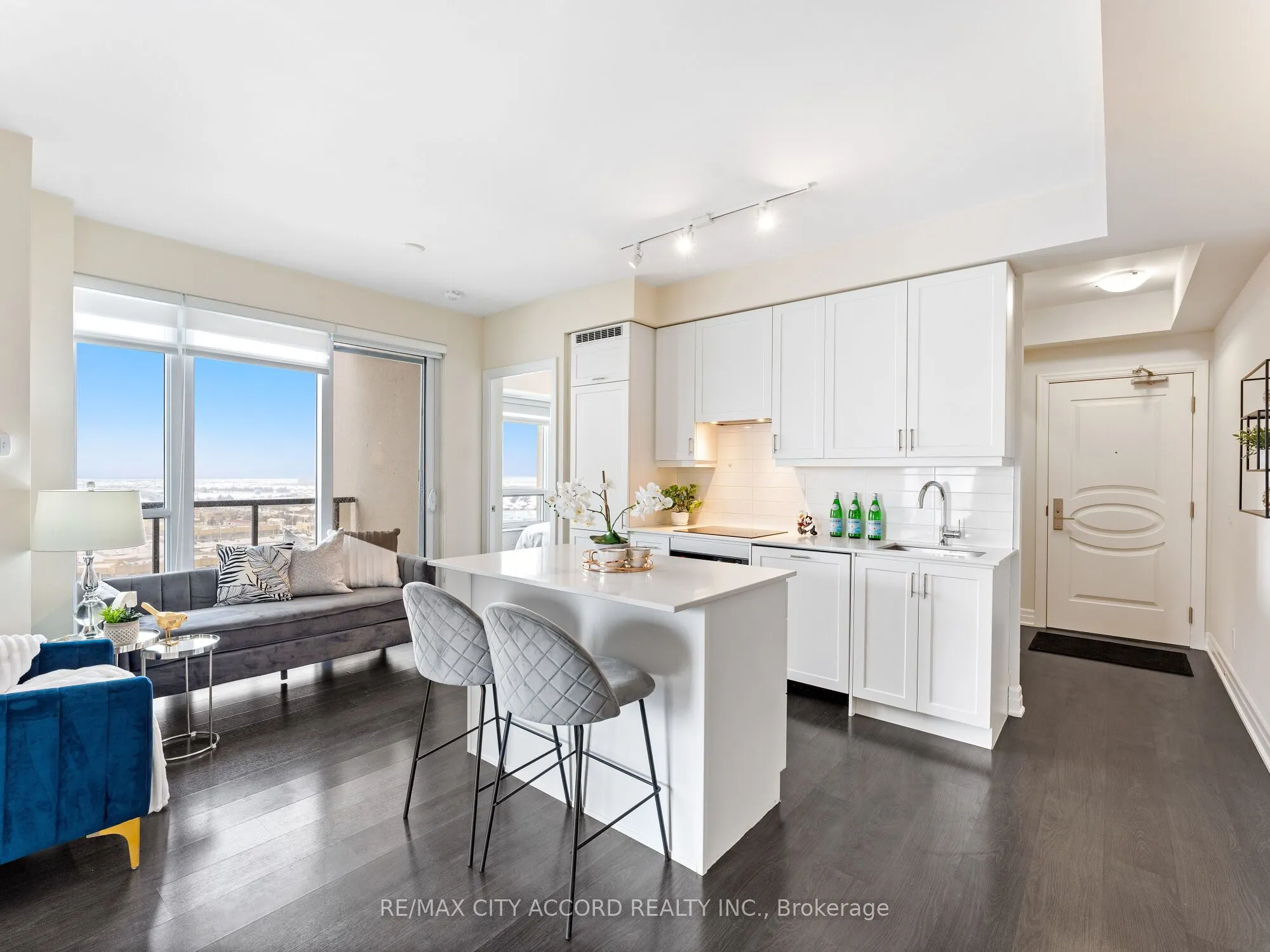 9085 Jane Street, #1709