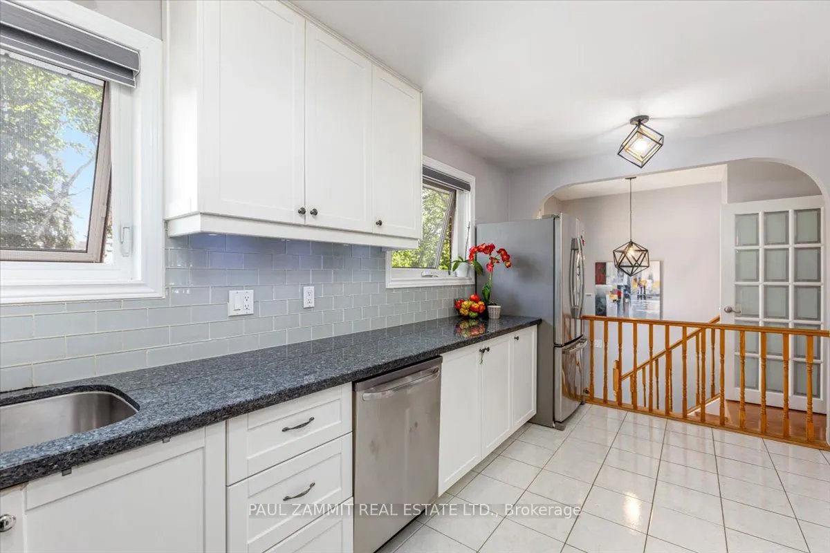 47 Ladyslipper Court