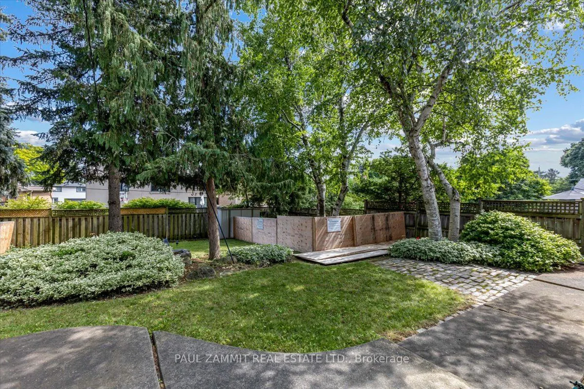 47 Ladyslipper Court