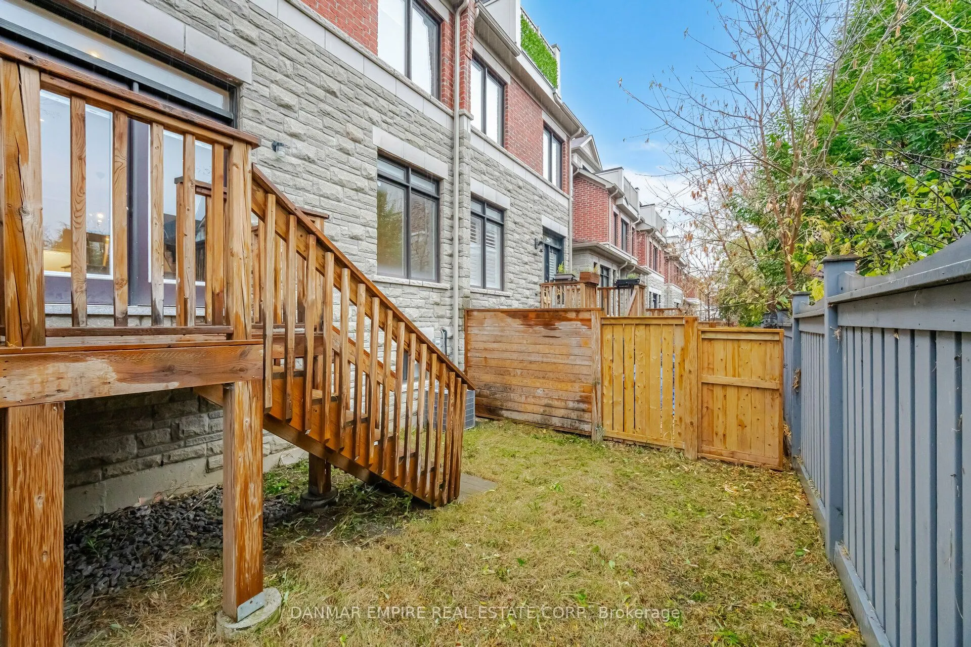 11 Hiawatha Court