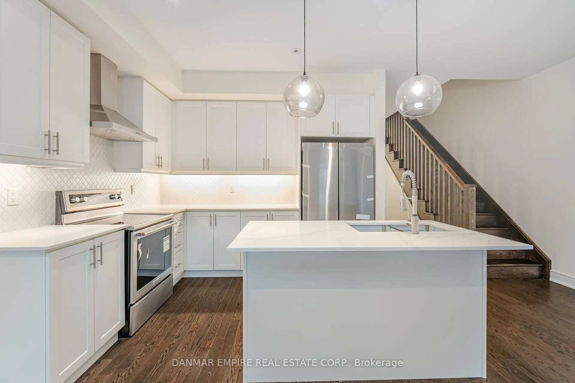 11 Hiawatha Court