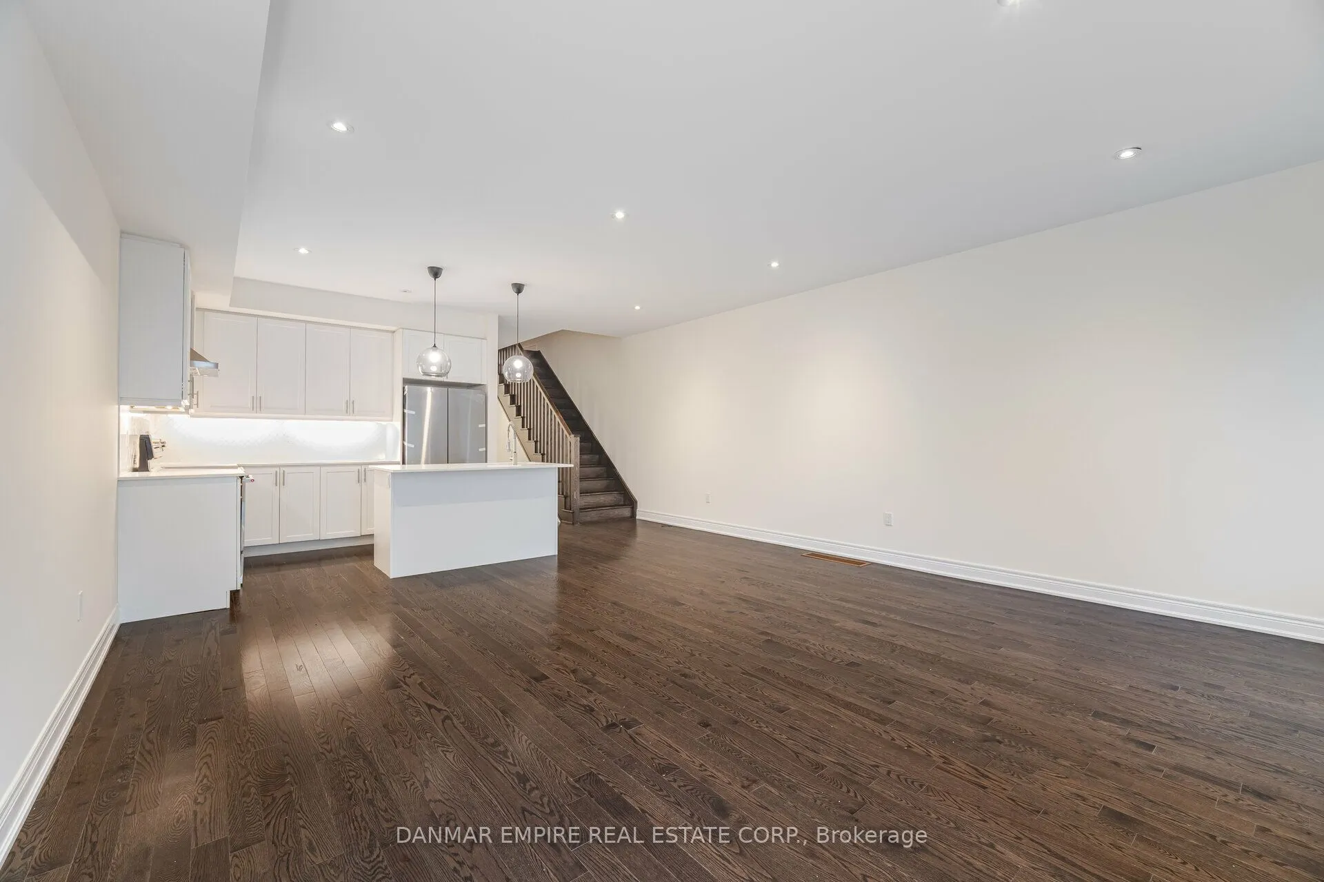 11 Hiawatha Court