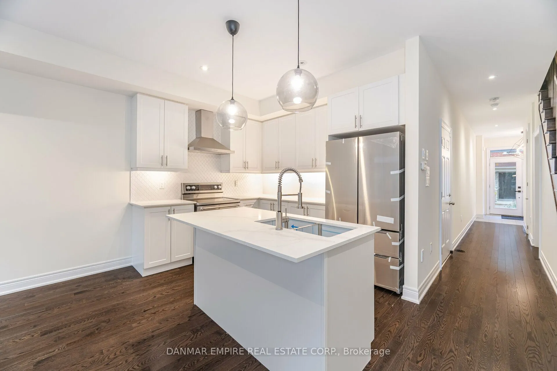 11 Hiawatha Court