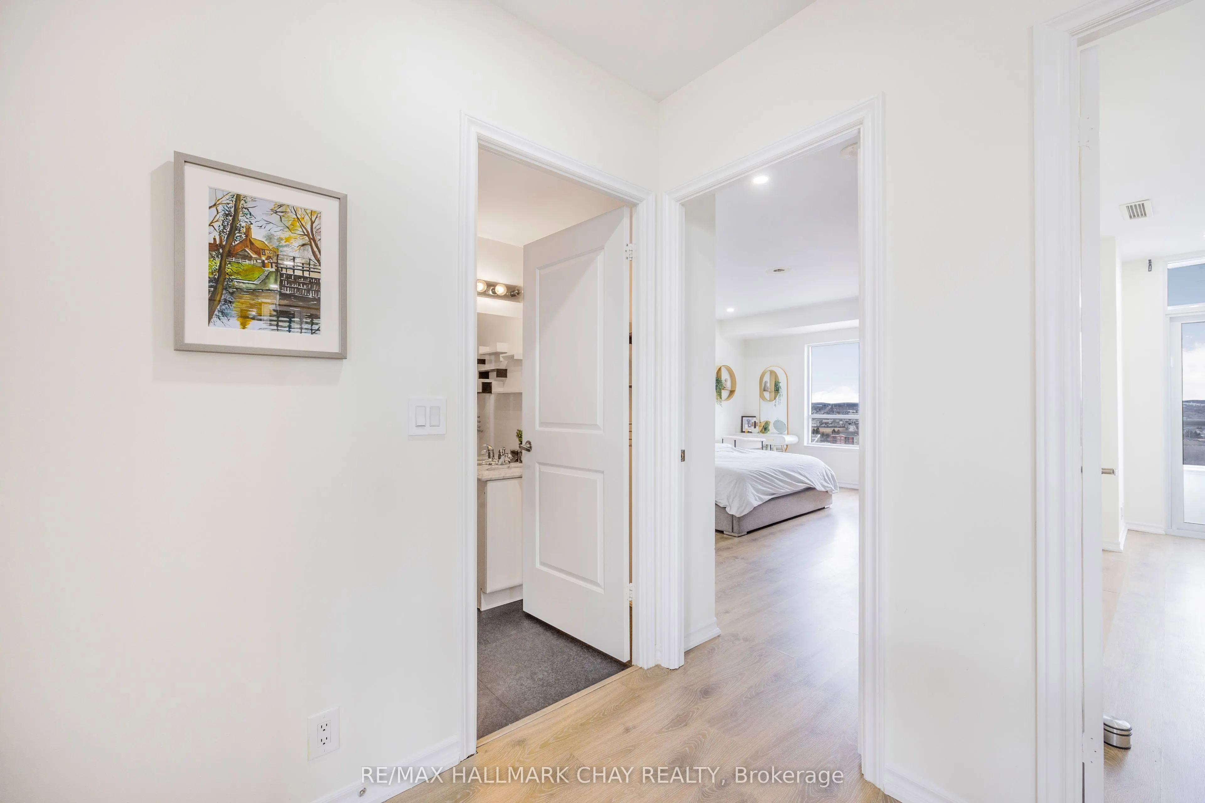 9235 Jane Street, #1605