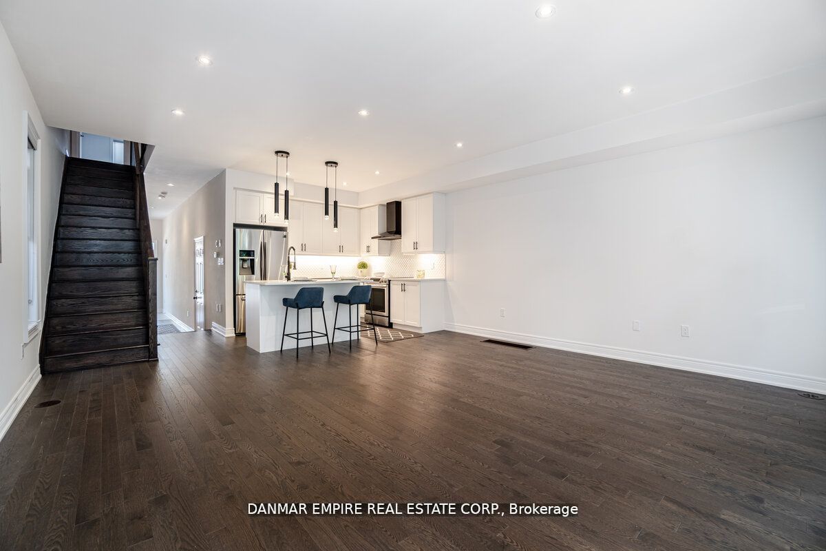 31 Hiawatha Court