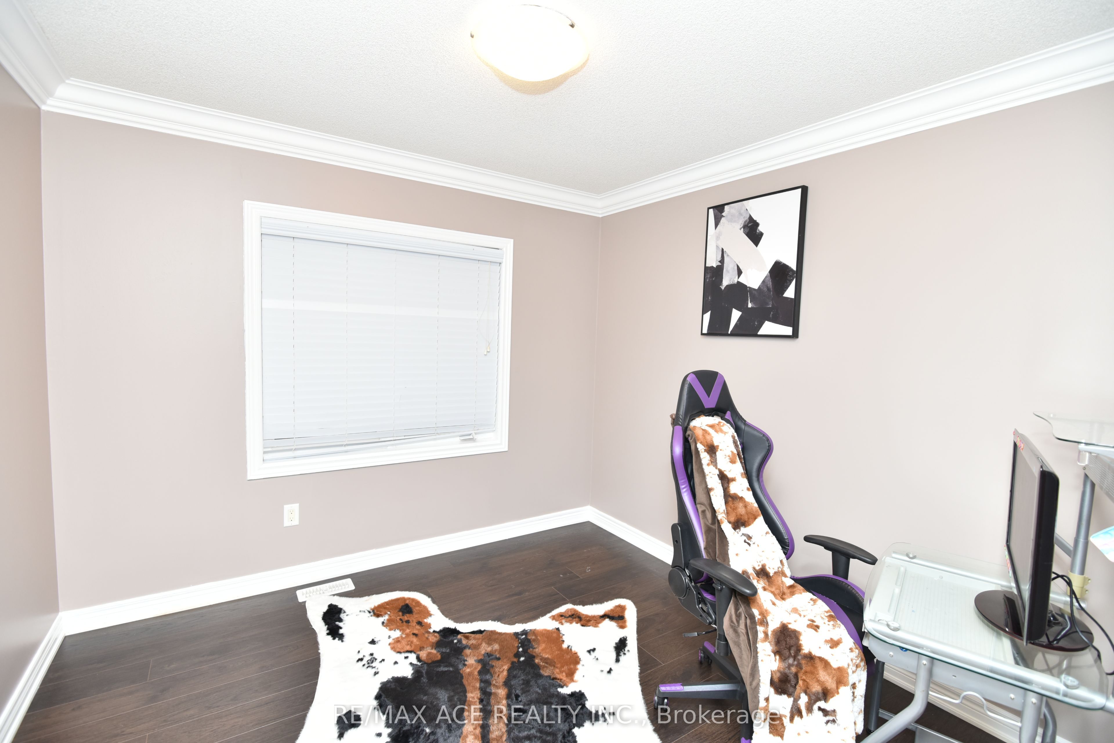 42 Grayleaf Drive