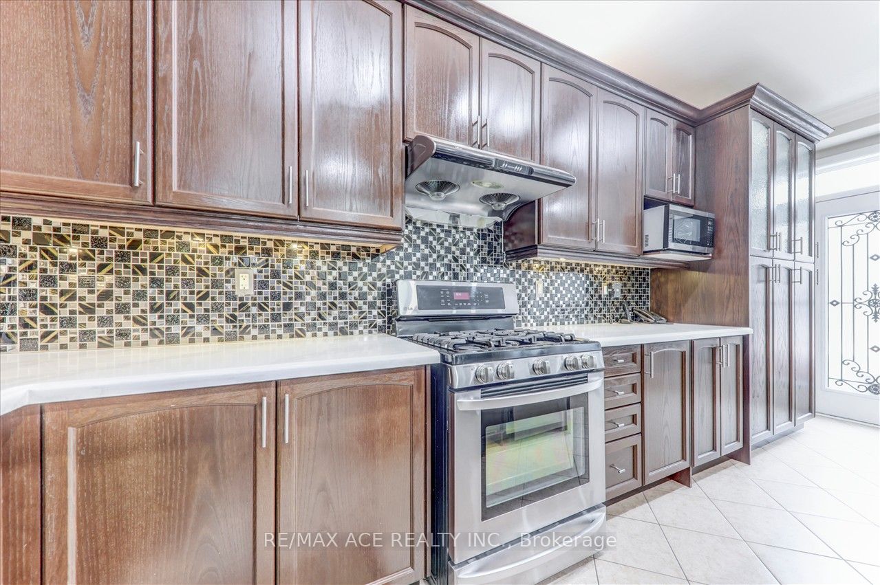 42 Grayleaf Drive