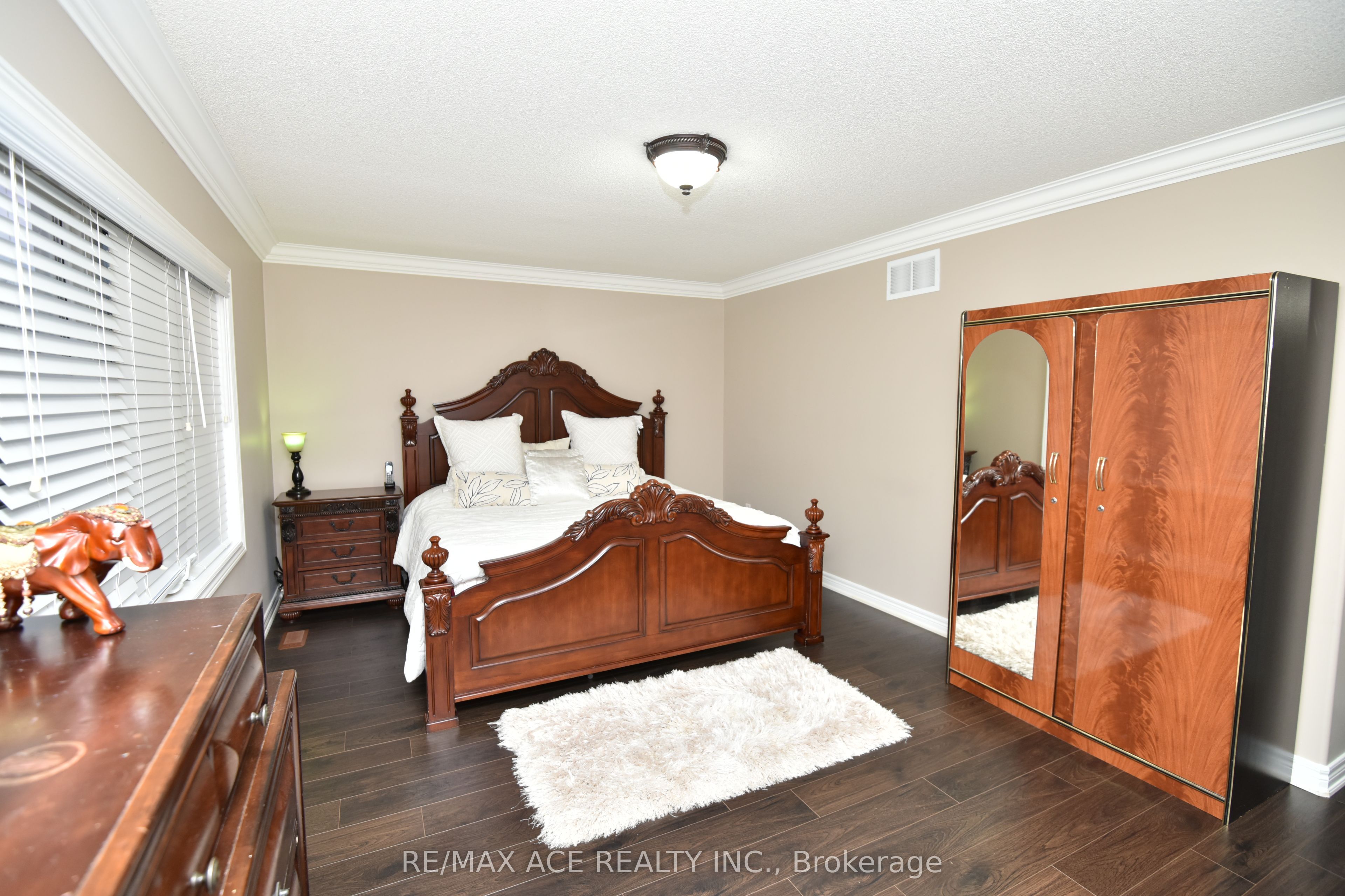 42 Grayleaf Drive