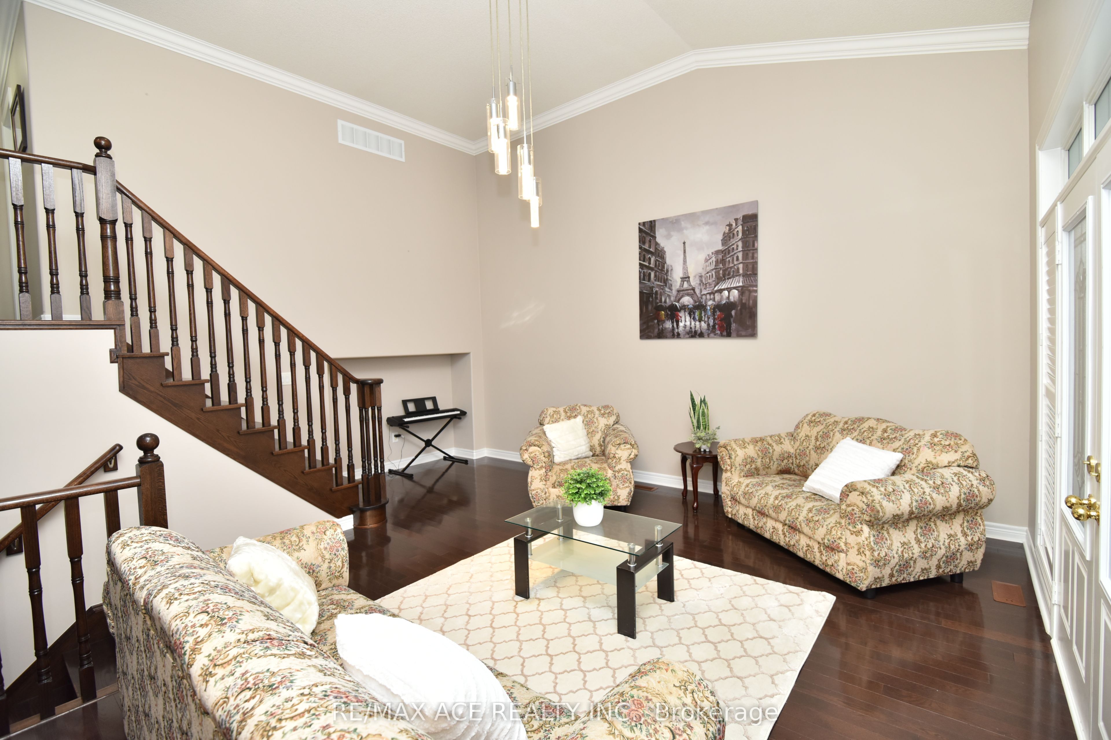 42 Grayleaf Drive