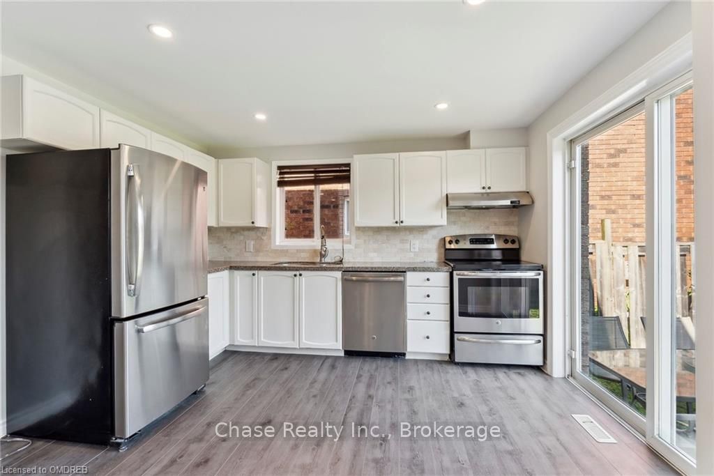 46 SYDENHAM WELLS