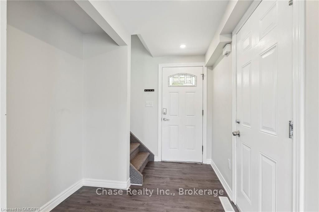 46 SYDENHAM WELLS