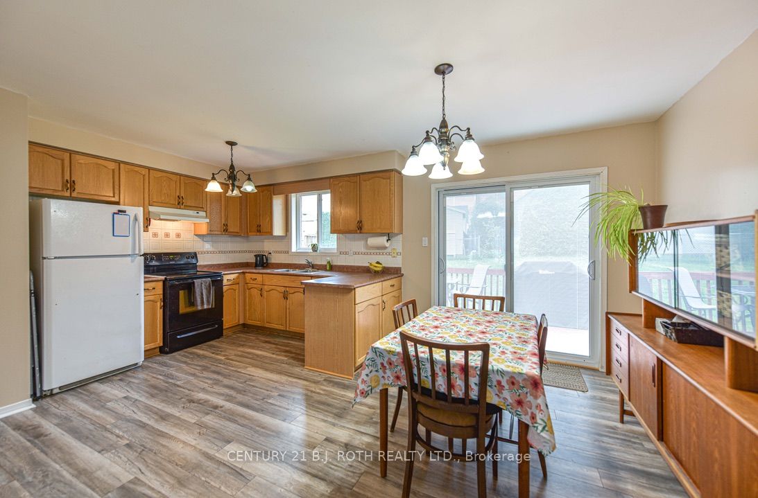 271 Collegiate Drive
