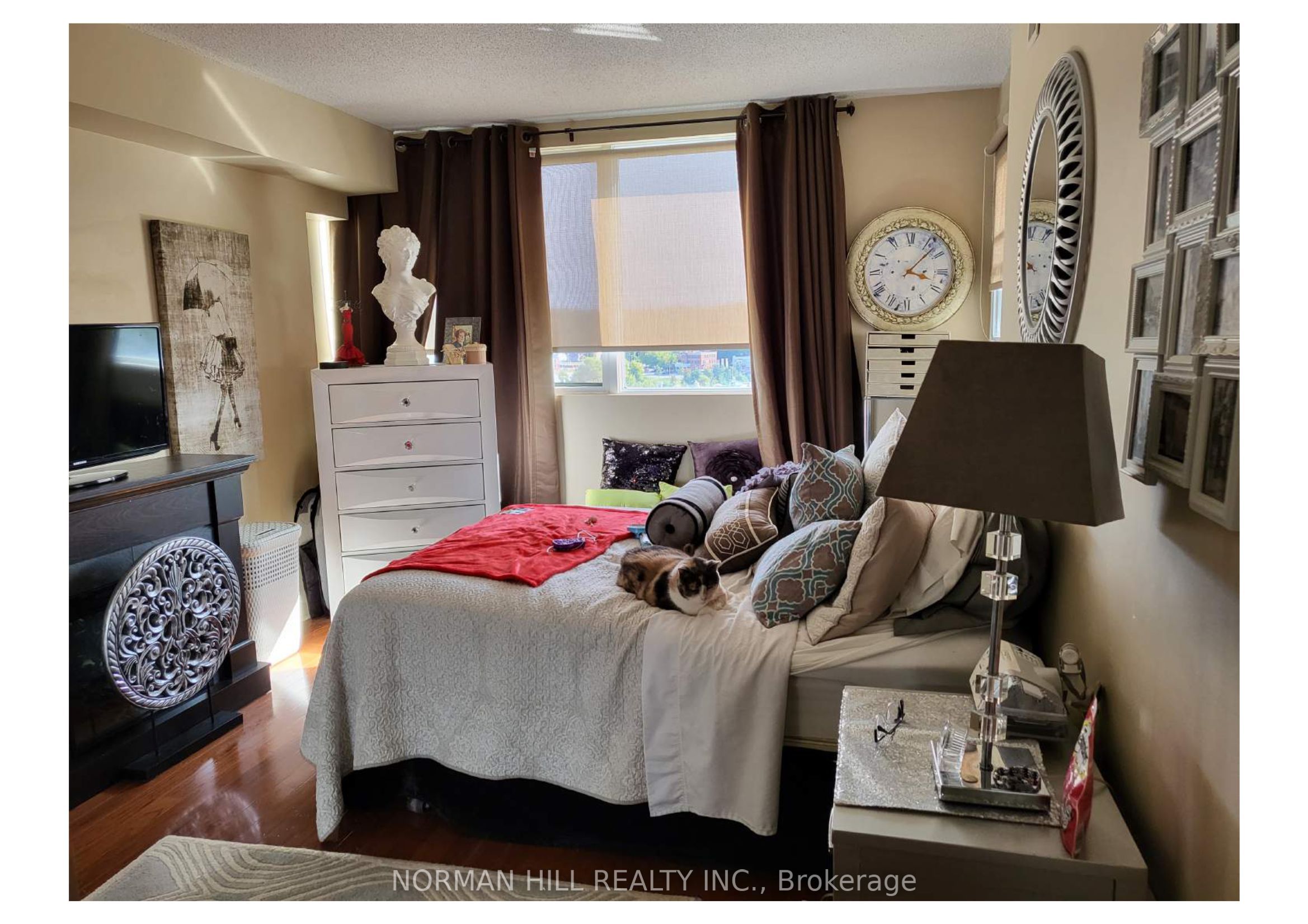 75 Ellen Street #1111