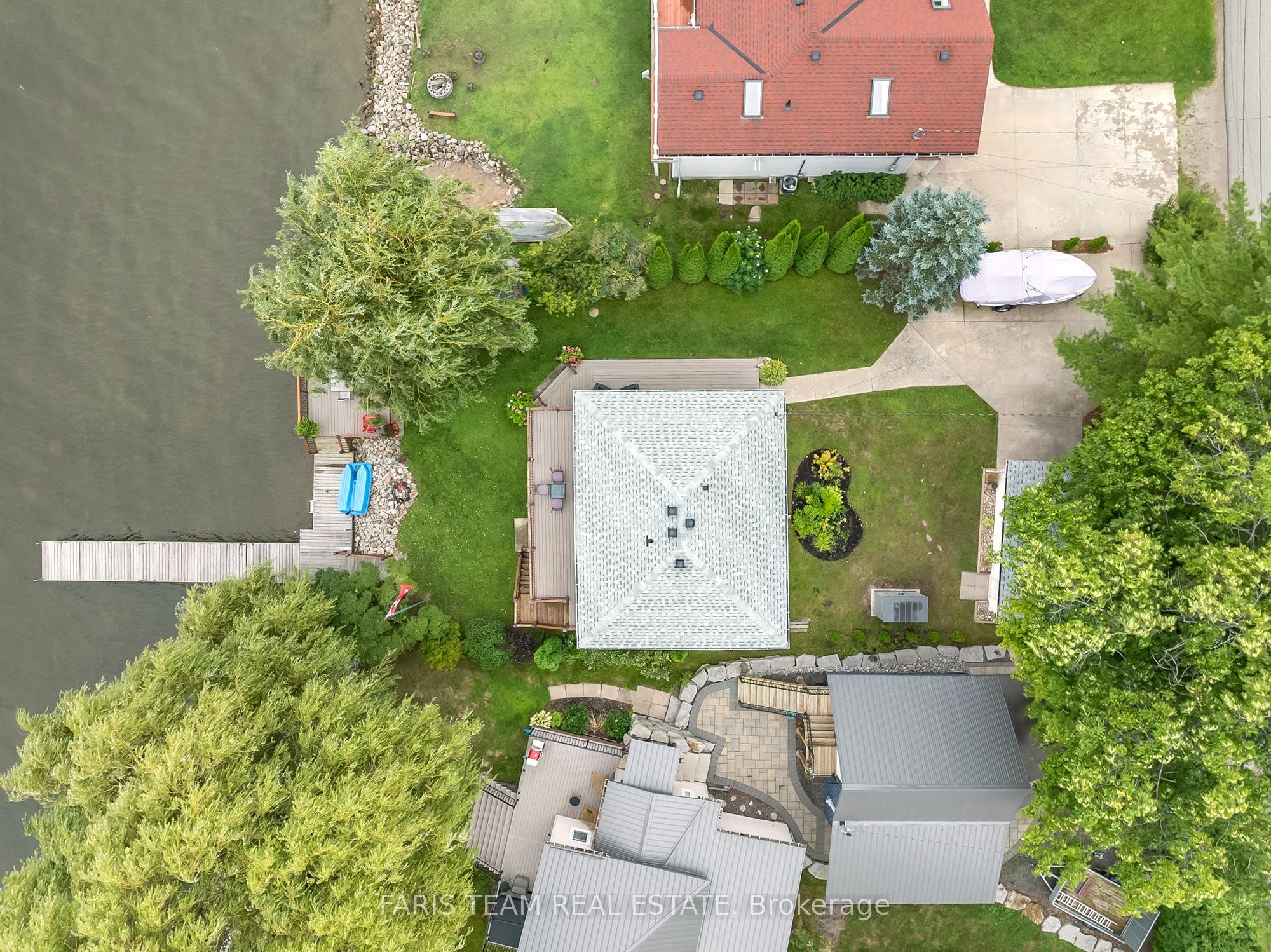 282 Robins Point Road