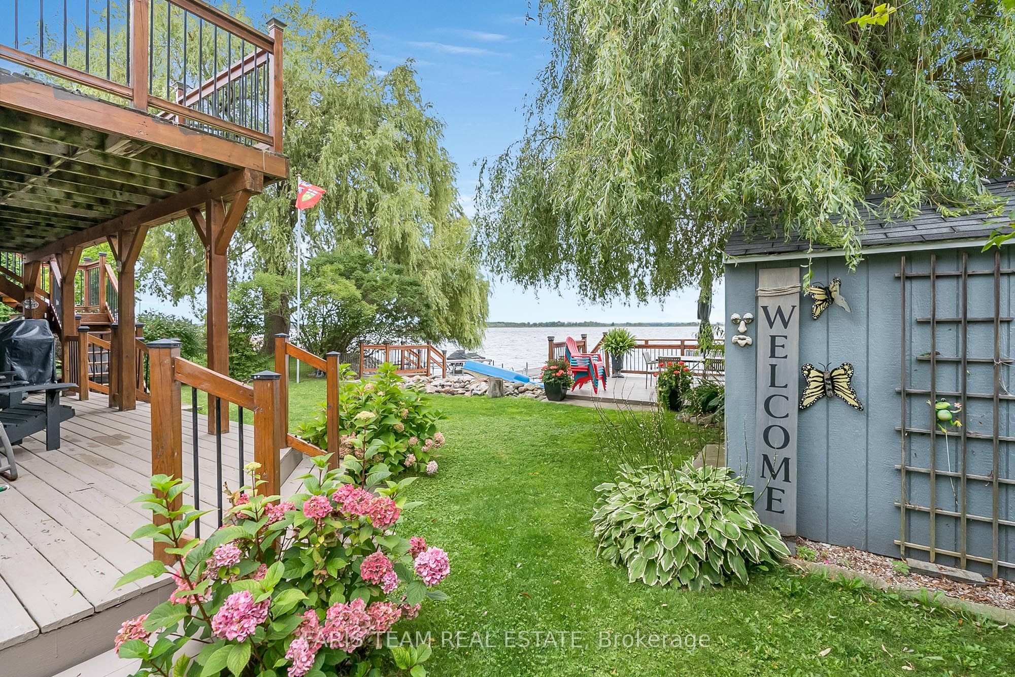 282 Robins Point Road