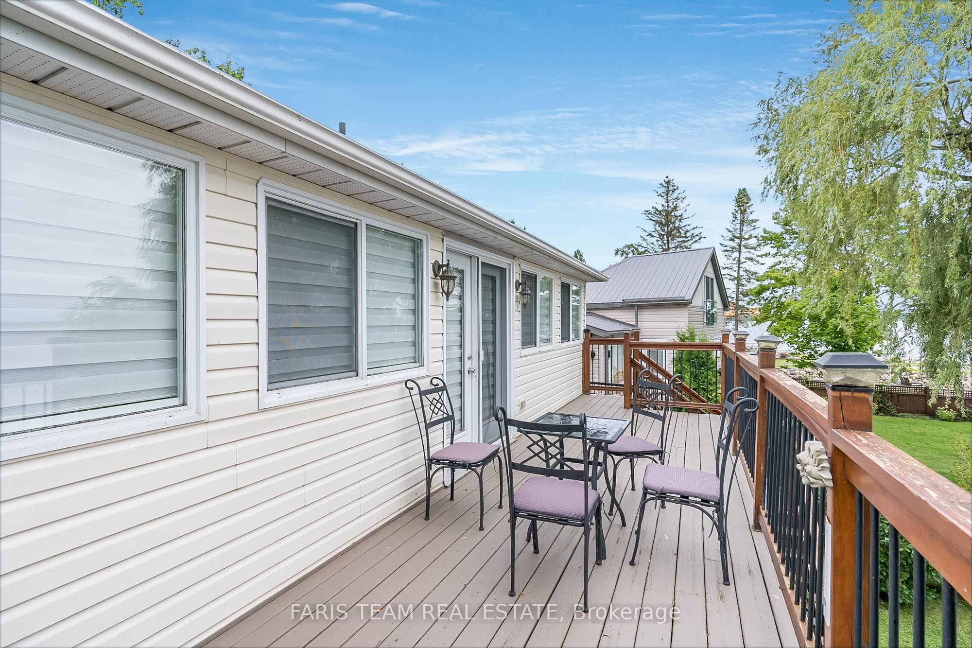 282 Robins Point Road