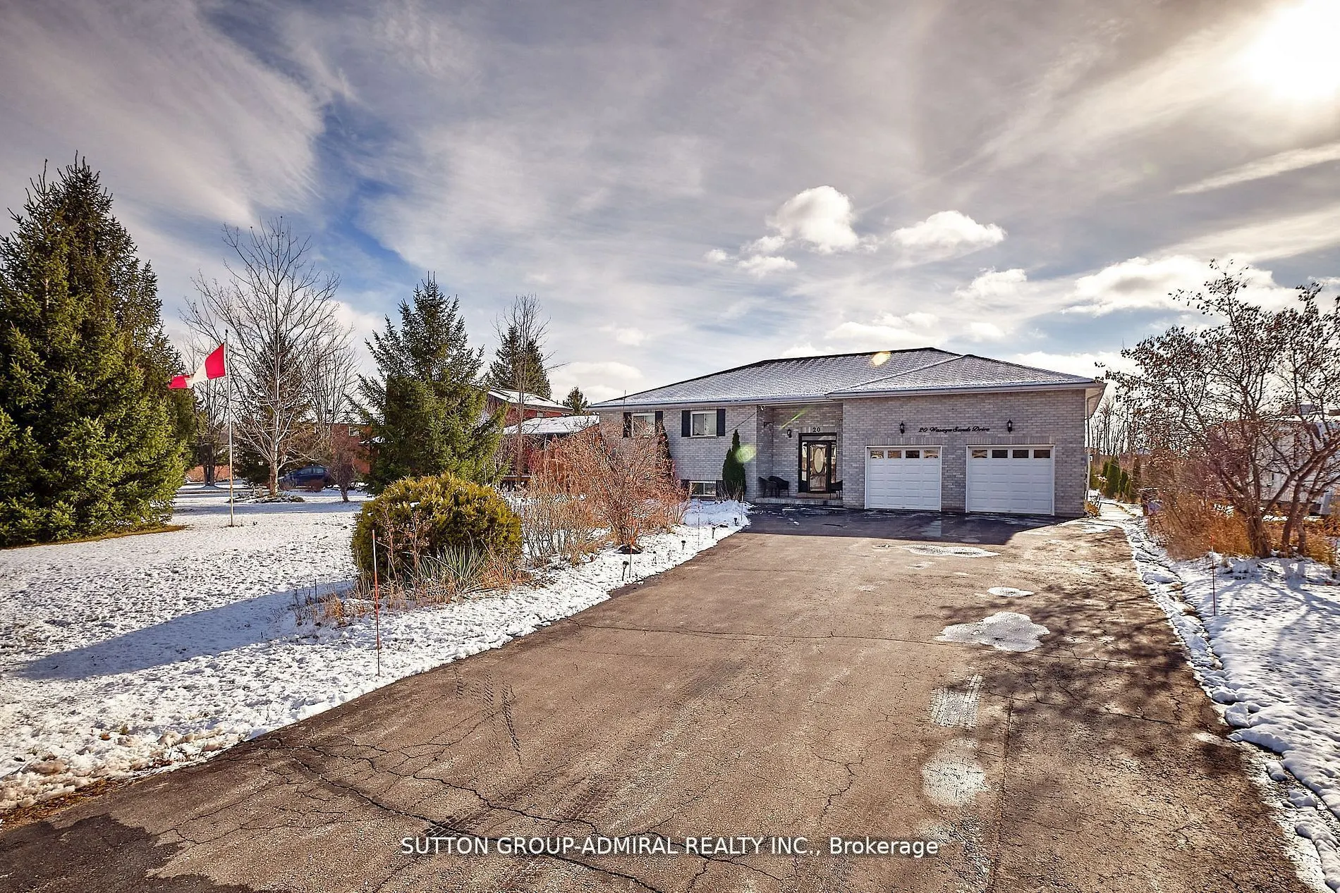 20 Wasaga Sands Drive