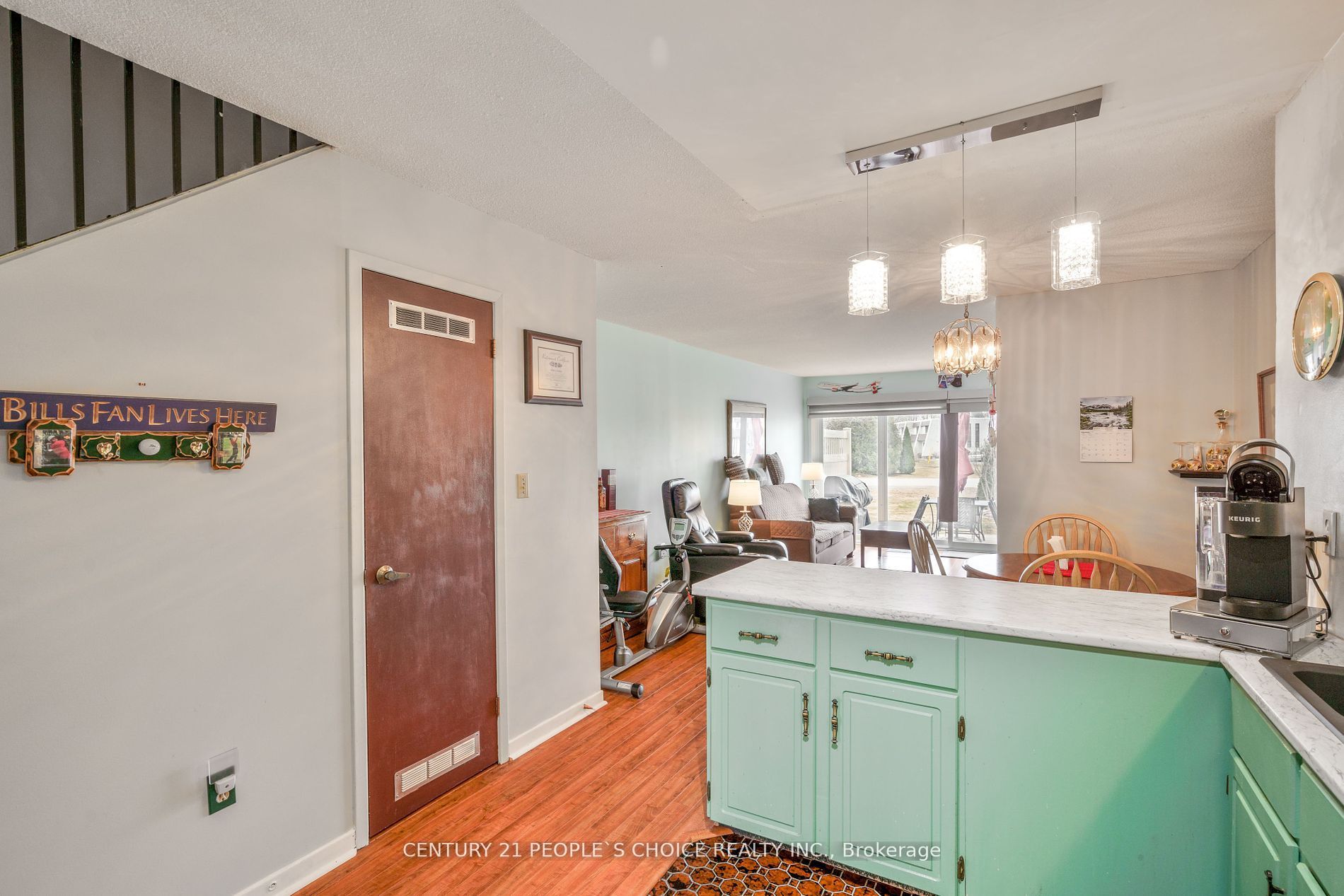 4 Paradise Boulevard #3