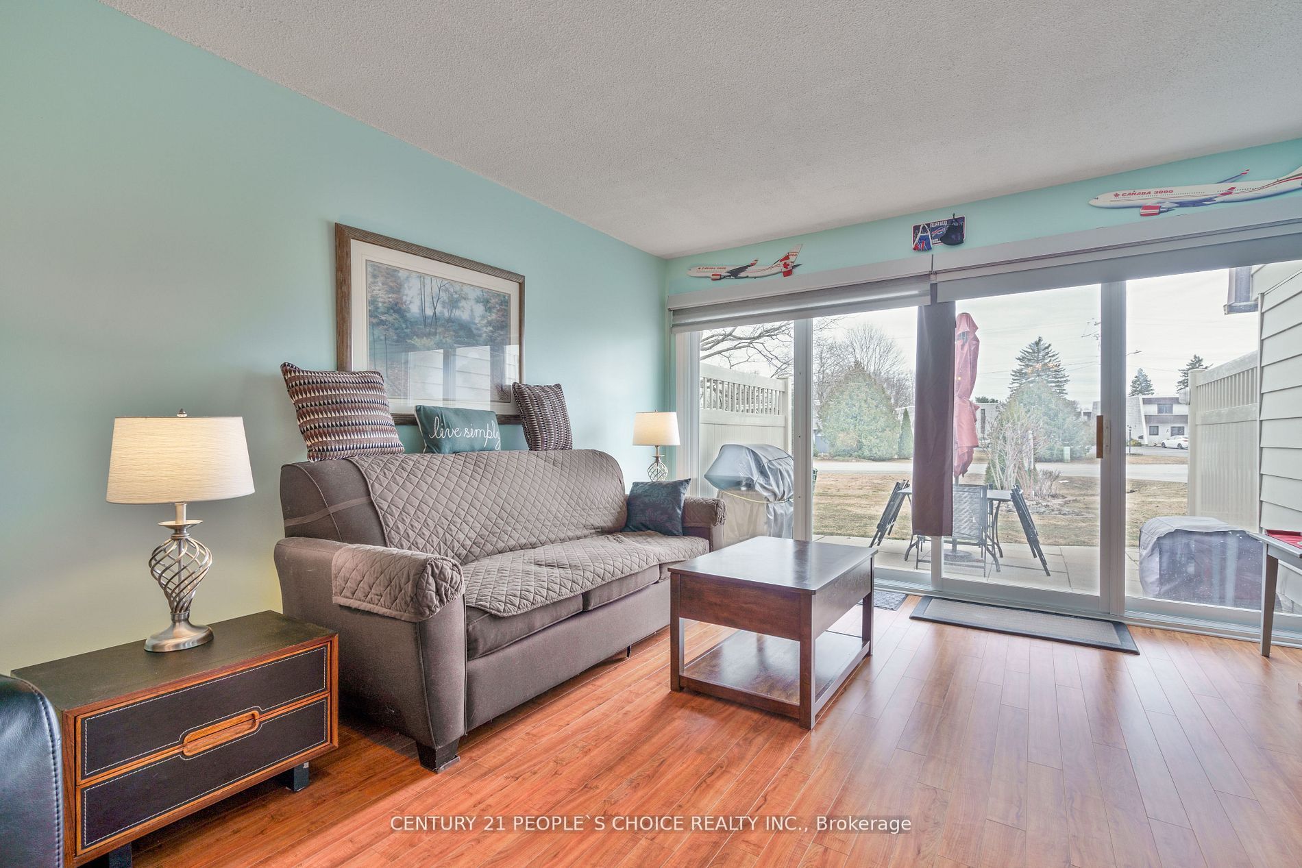4 Paradise Boulevard #3