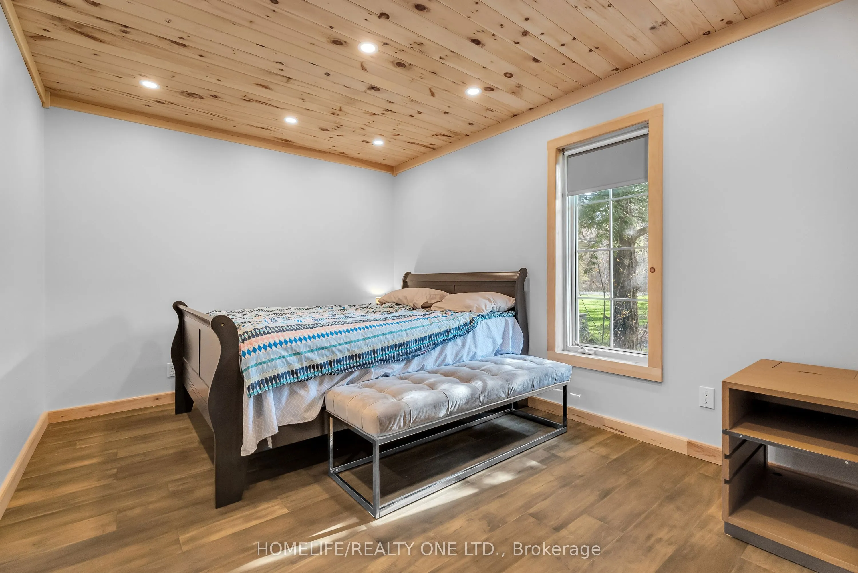 4055 Glen Cedar Drive