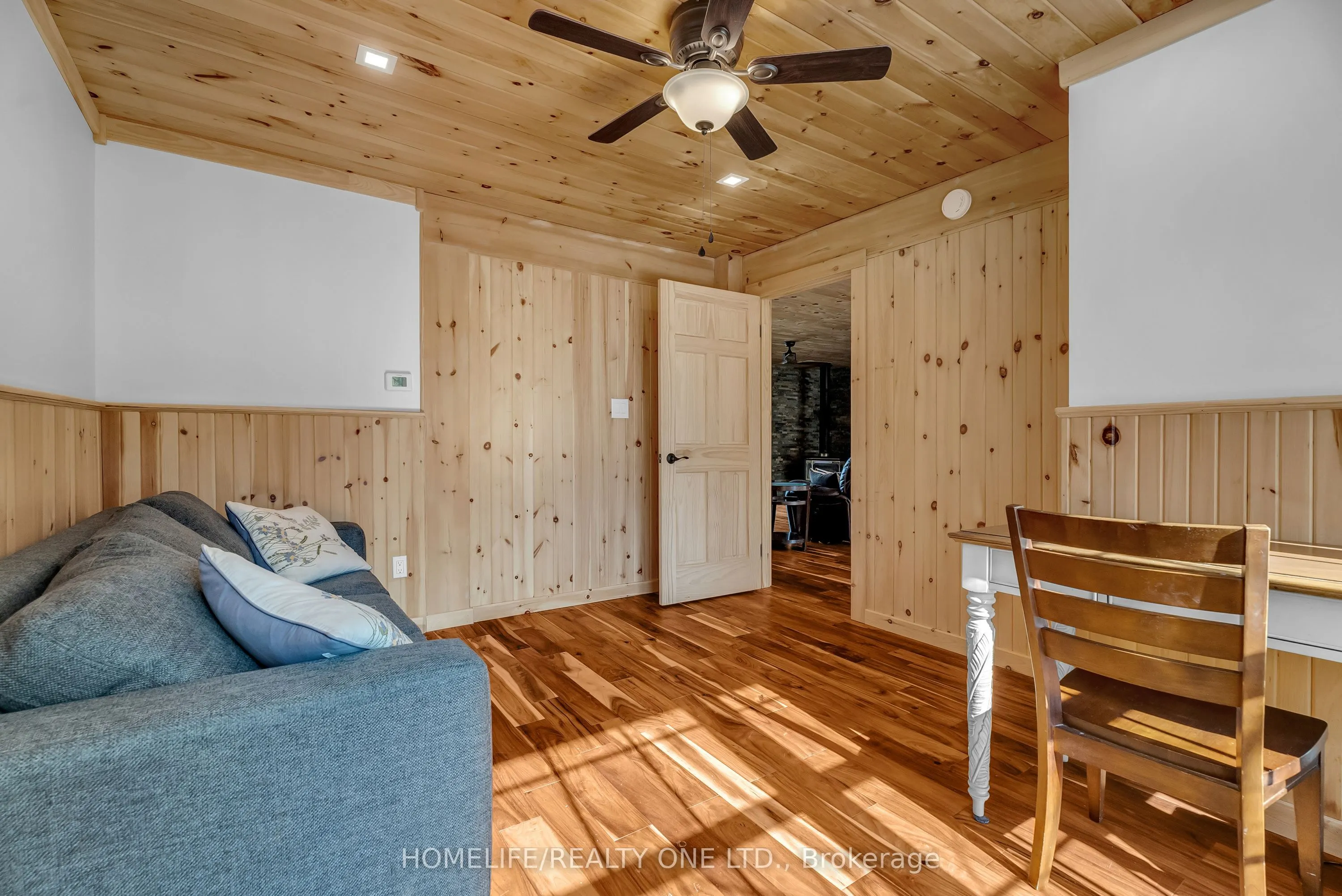 4055 Glen Cedar Drive