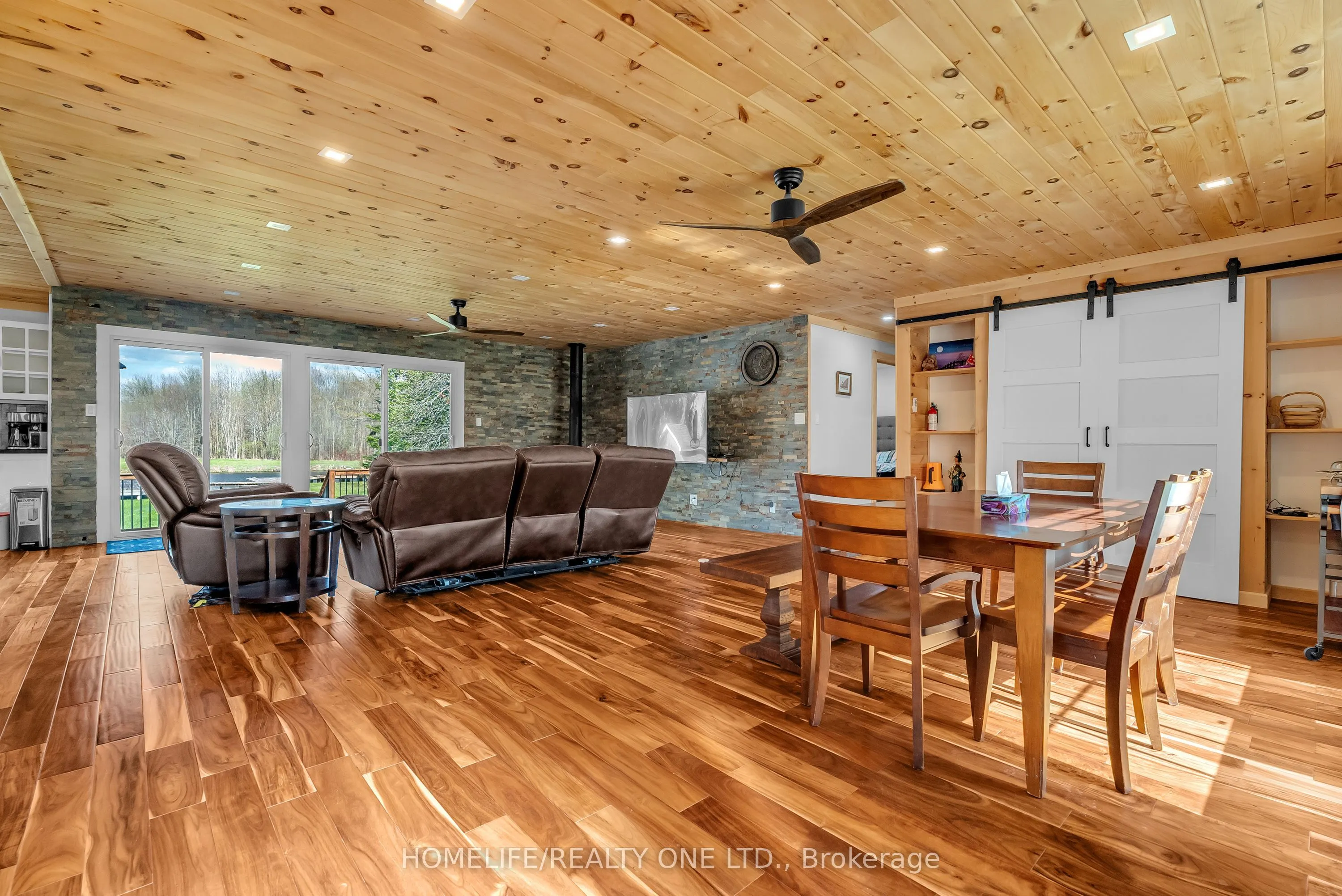 4055 Glen Cedar Drive