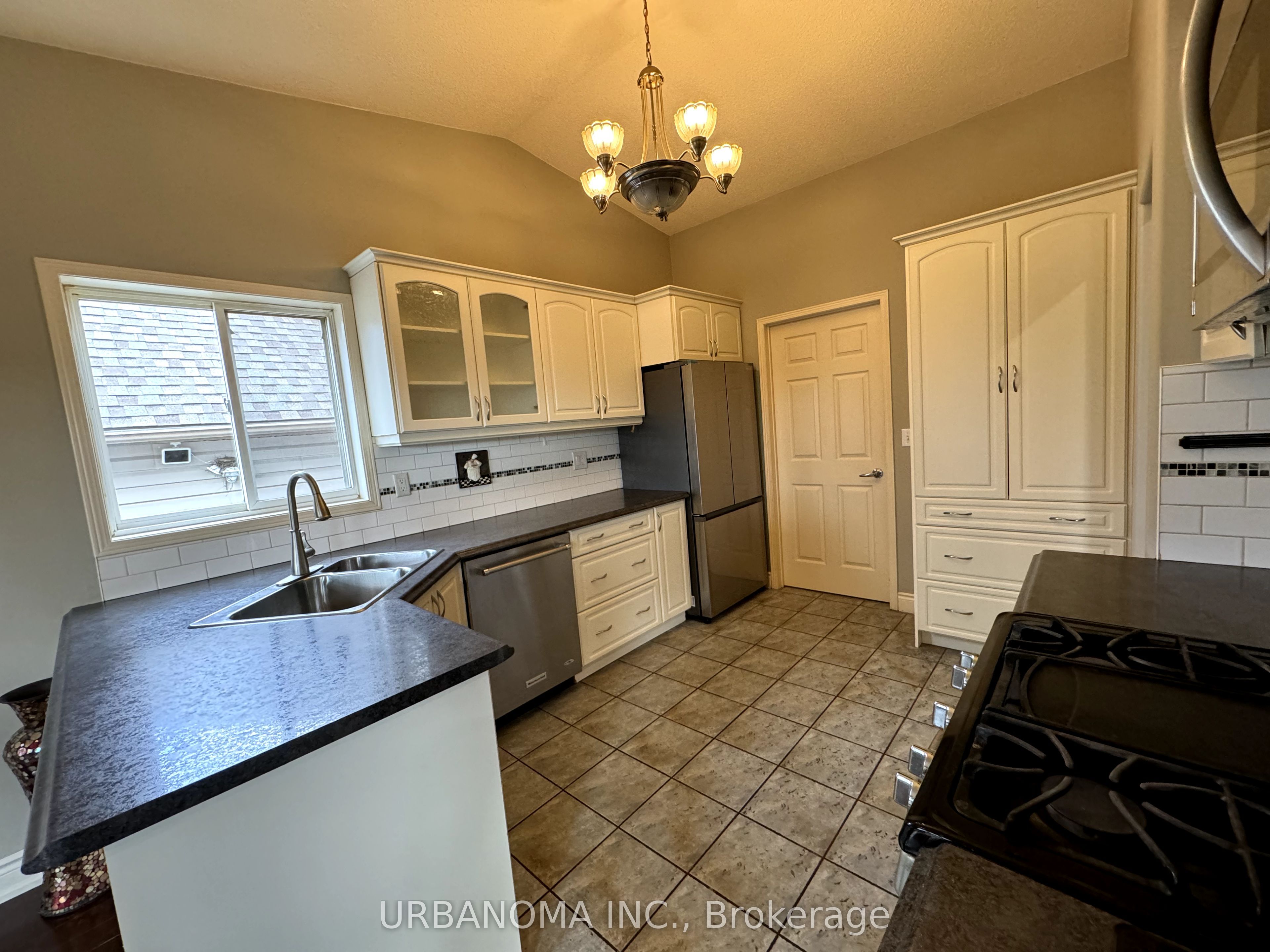 28 Harwood Drive