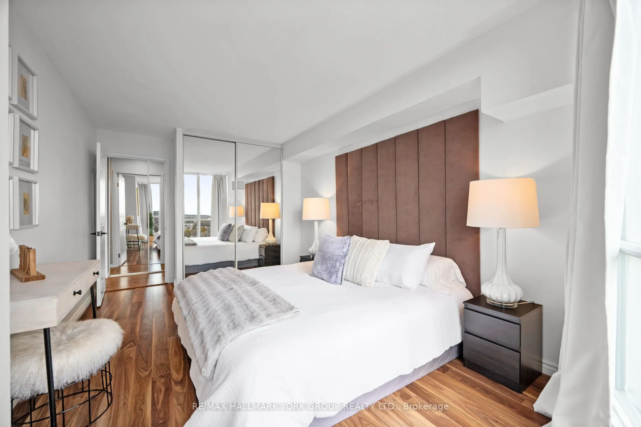 65 Ellen Street #1407