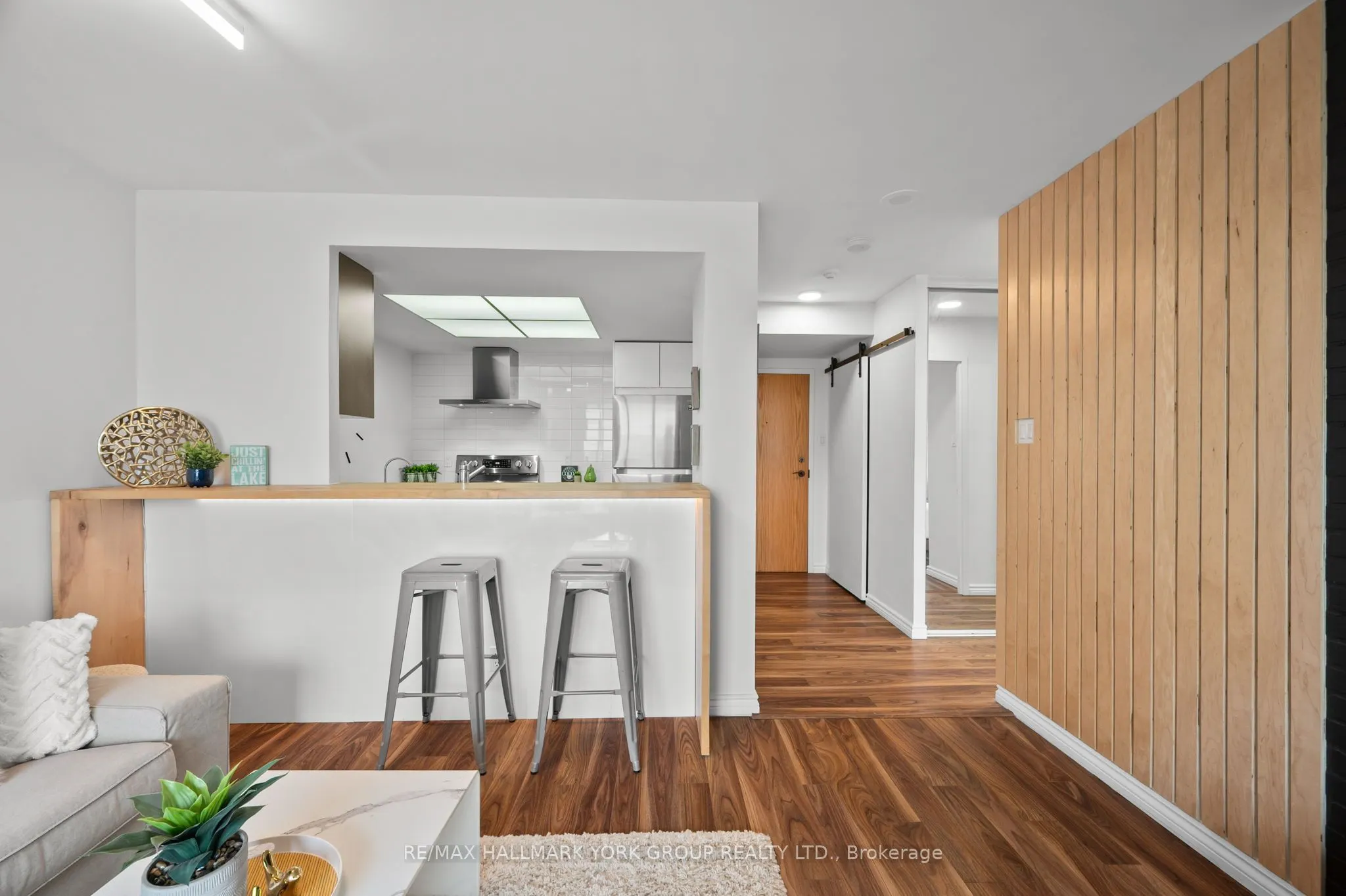 65 Ellen Street #1407