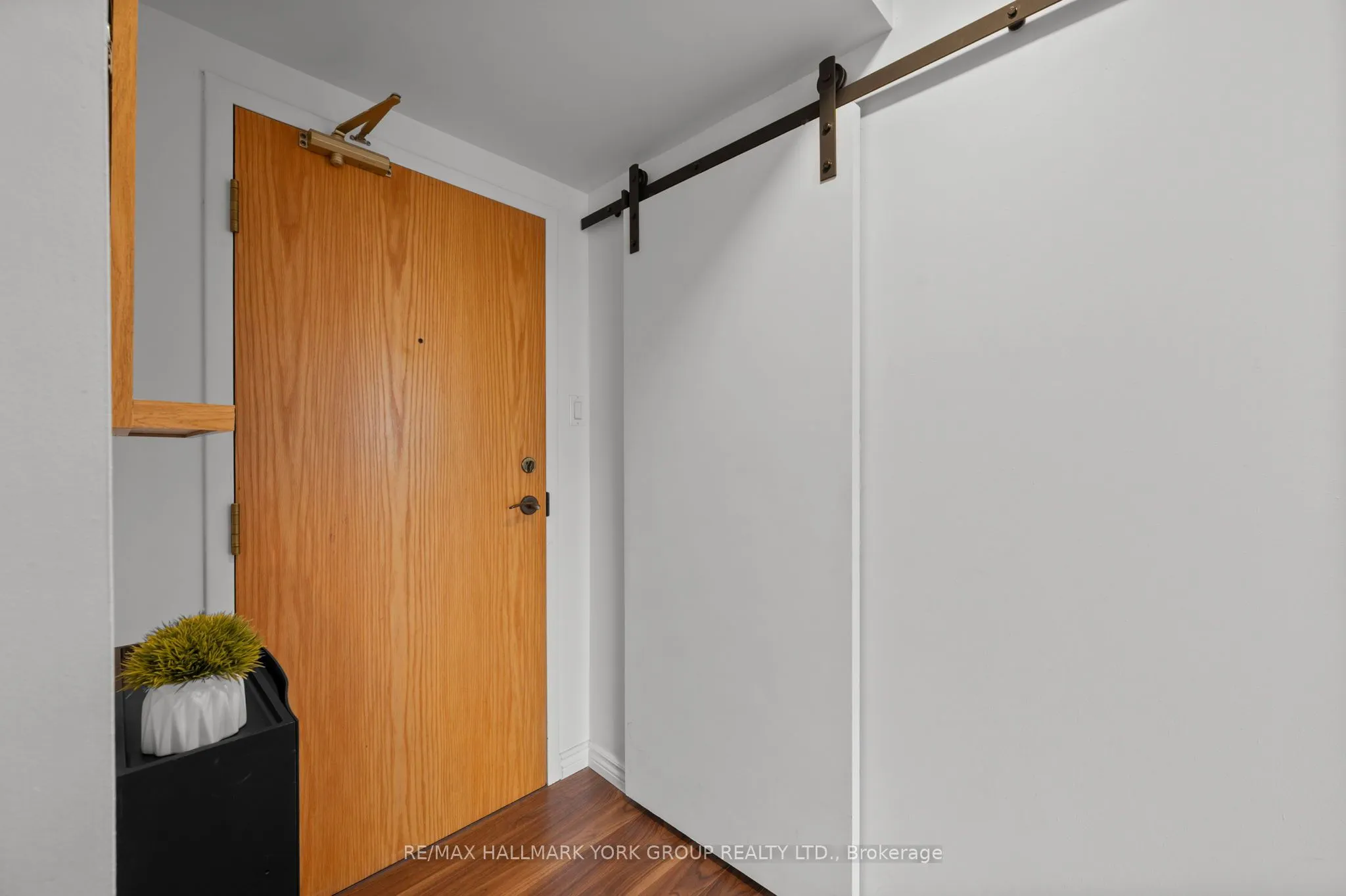 65 Ellen Street #1407