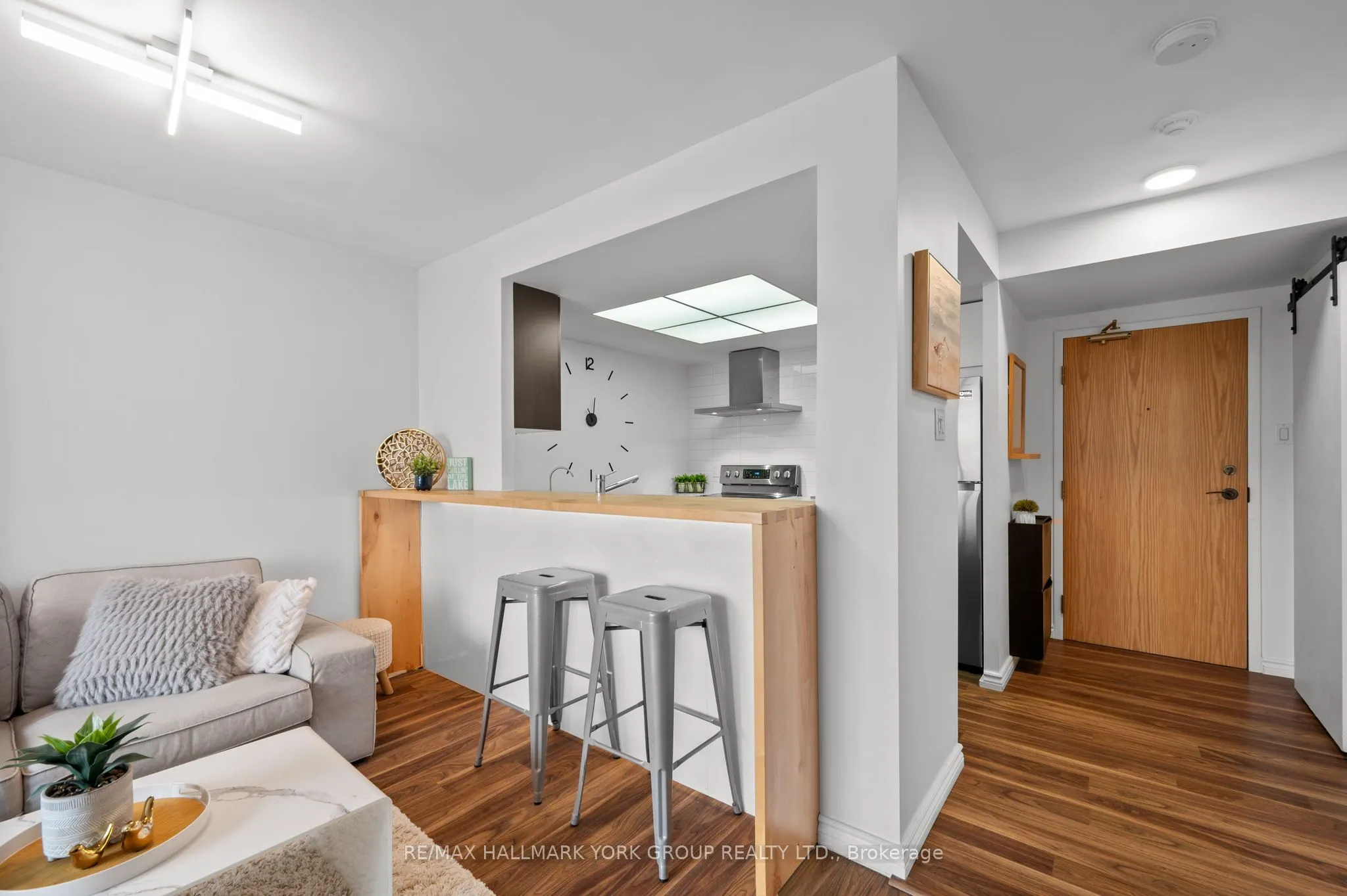 65 Ellen Street #1407