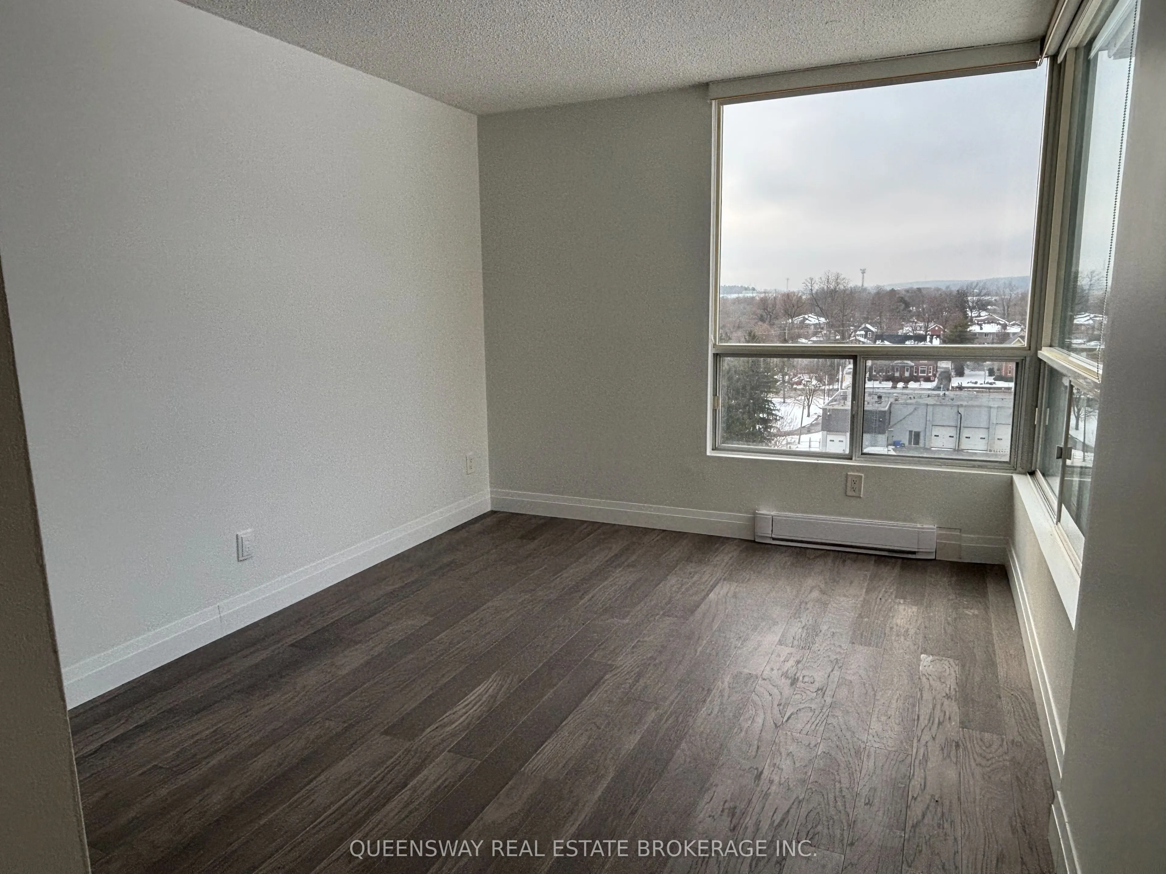 75 Ellen Street, #904