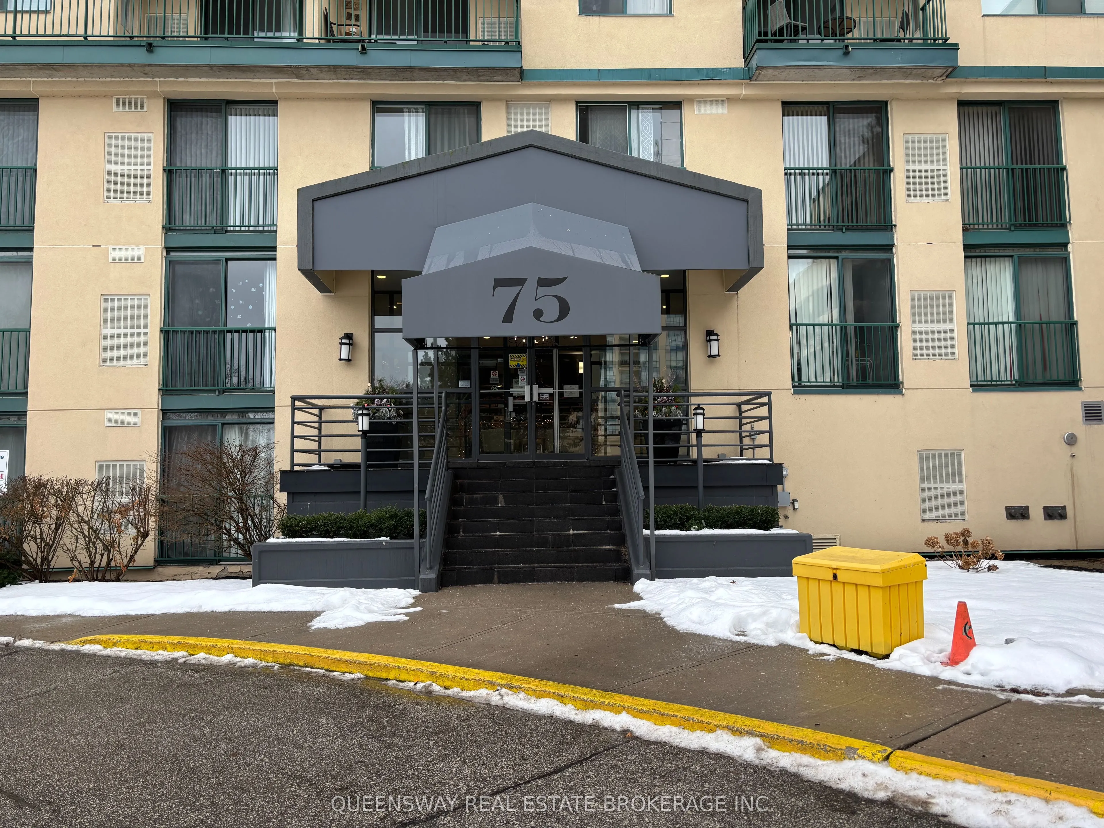 75 Ellen Street, #904
